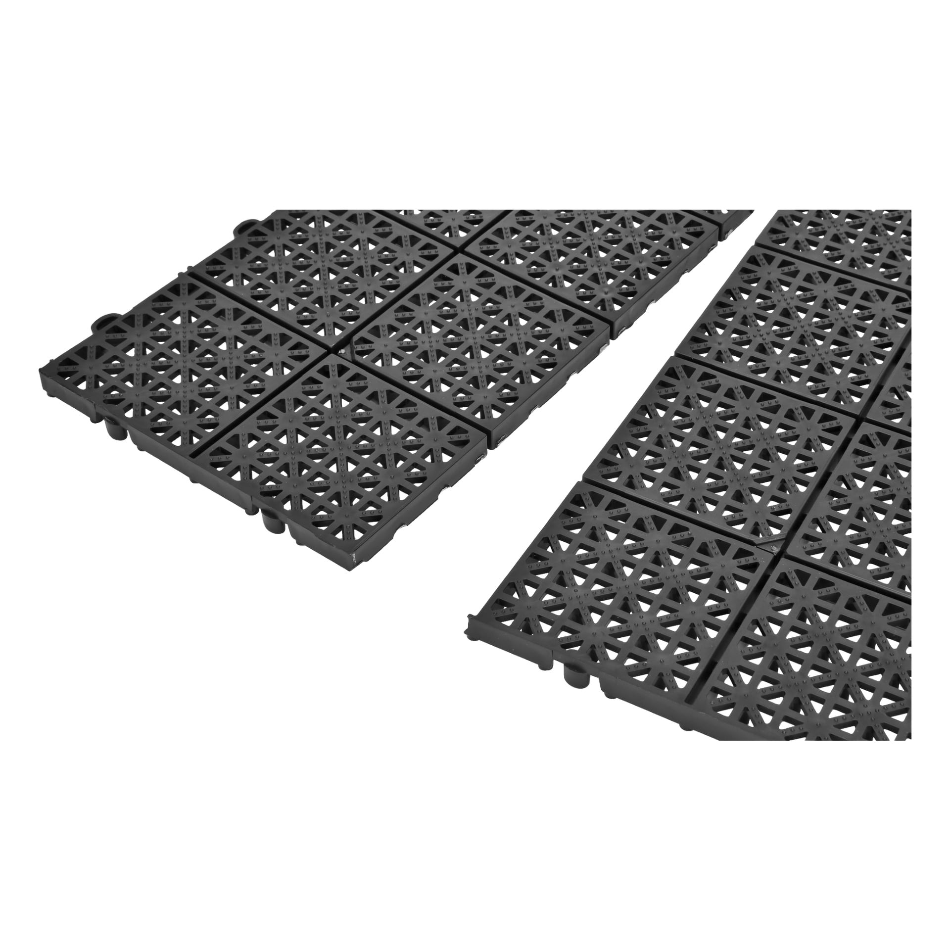 Das Hard Head Floor Tiles 11-Paket zeigt schwarze, ineinandergreifende Fliesen, jede mit einem geometrischen, blumenähnlichen Ausschnitt und leicht erhöhten Verbindungskanten, ordentlich in Reihen angeordnet.