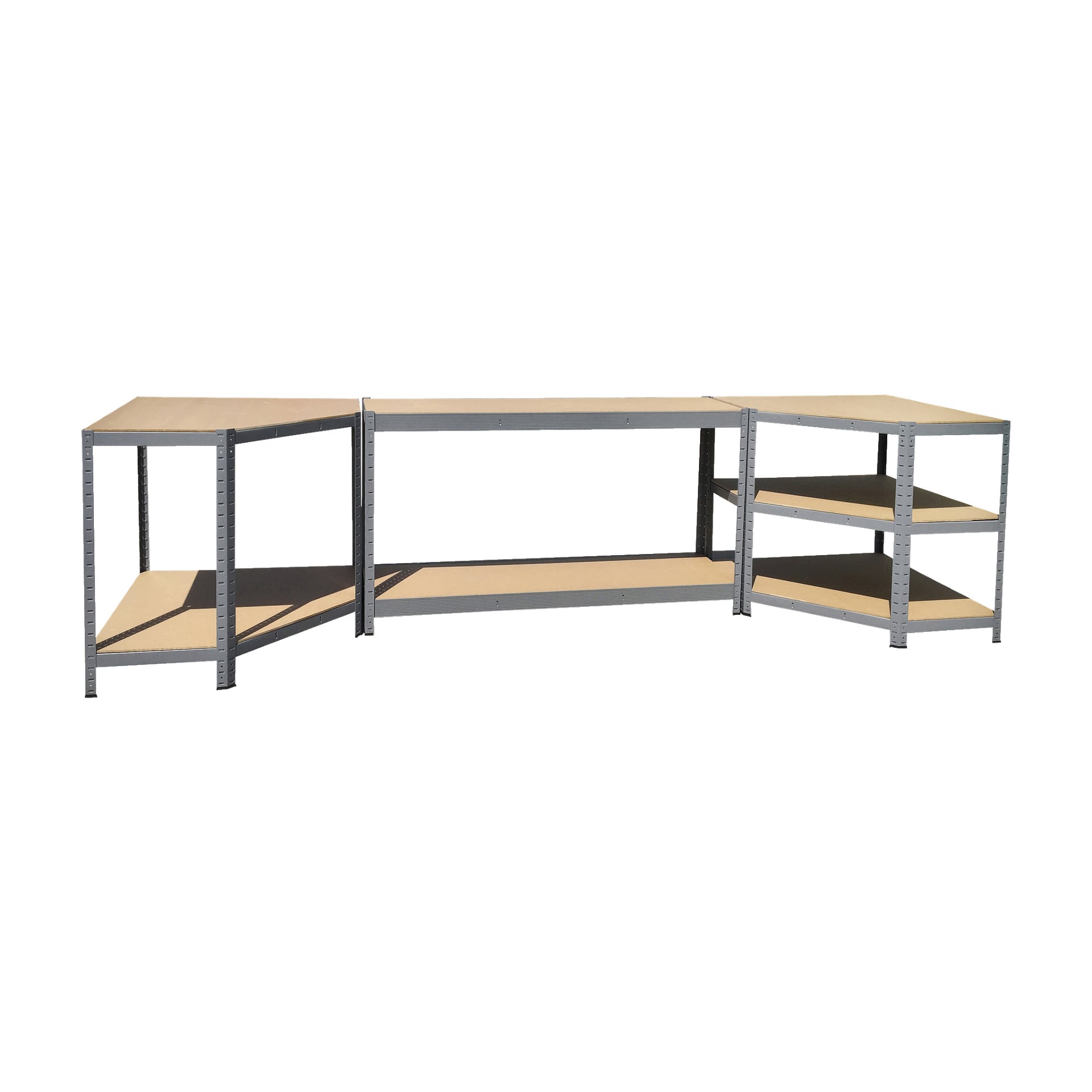 Hard Head Corner Shelf är en L-formad enhet tillverkad av trä och metall med öppna sidor. Den har tre nyckeldelar: en lång, rak hylla; en central vinklad hörnhylla; och ett kortare segment med två extra nedre hyllor.