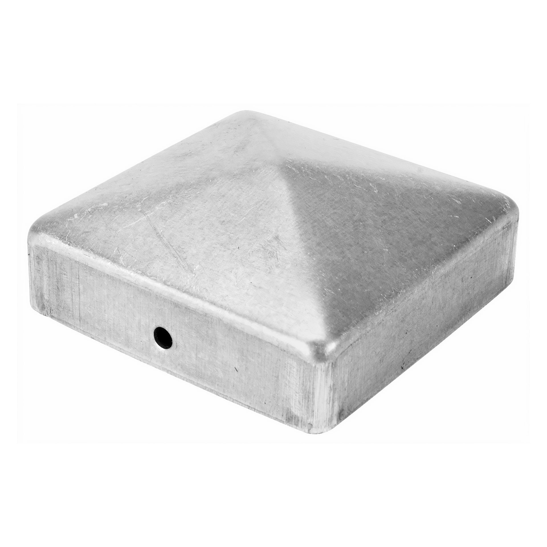 En metallhatt formad som en pyramid med platt botten och lätt böjda kanter. Det finns ett litet runt hål på ena sidan, och ytan har en borstad eller rå metallisk finish.