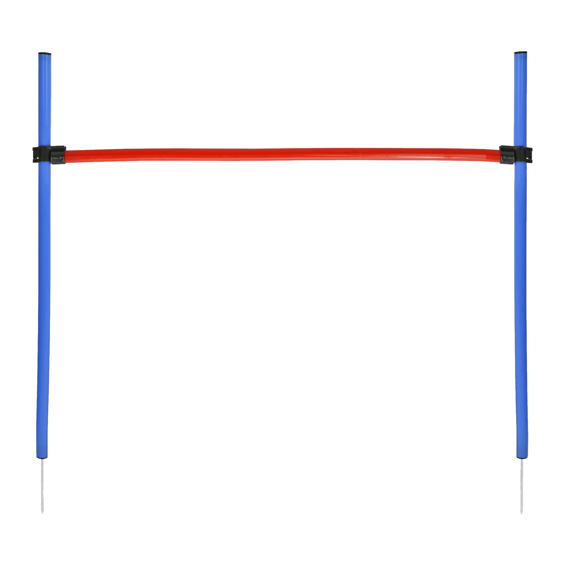 Kayoba Agility-häcken består av två blå vertikala stänger med spetsiga spetsar, förbundna med en röd horisontell stång i mitten för att bilda en rektangulär ram.