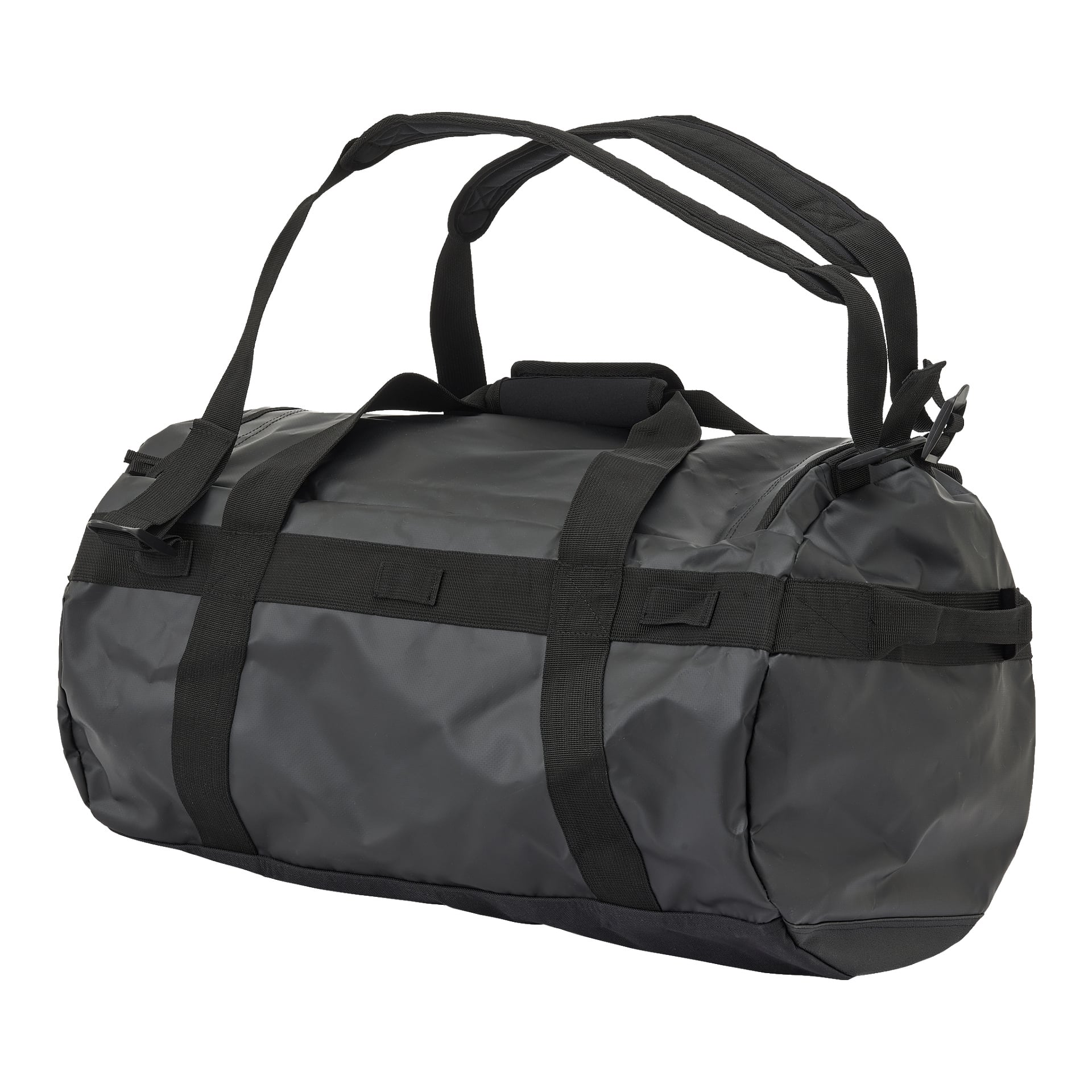 En romslig svart Kayoba duffelbag med to bærehåndtak, justerbare skulderstropper og et hovedrom med glidelås. Laget av hardt, vannavstøtende stoff.