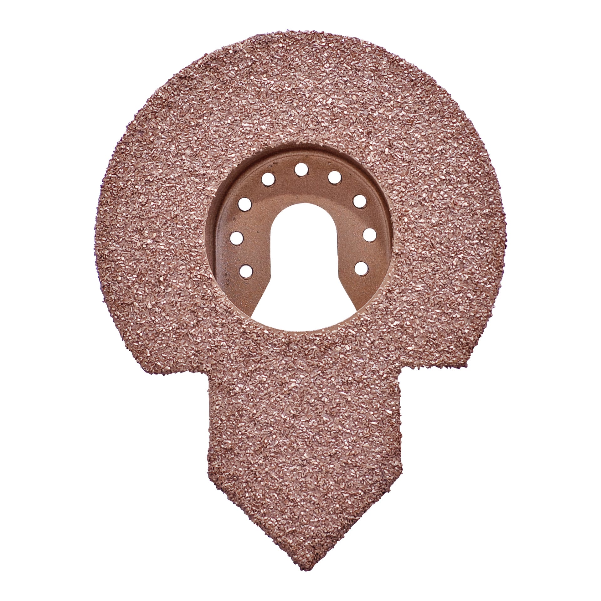 En detaljerad vy av Meec Tools fogskrapa framhäver dess runda kopparblad med en texturerad yta, en huvudöppning omgiven av flera mindre hål, en nyckelhålsliknande springa och en spetsig spets vid basen.