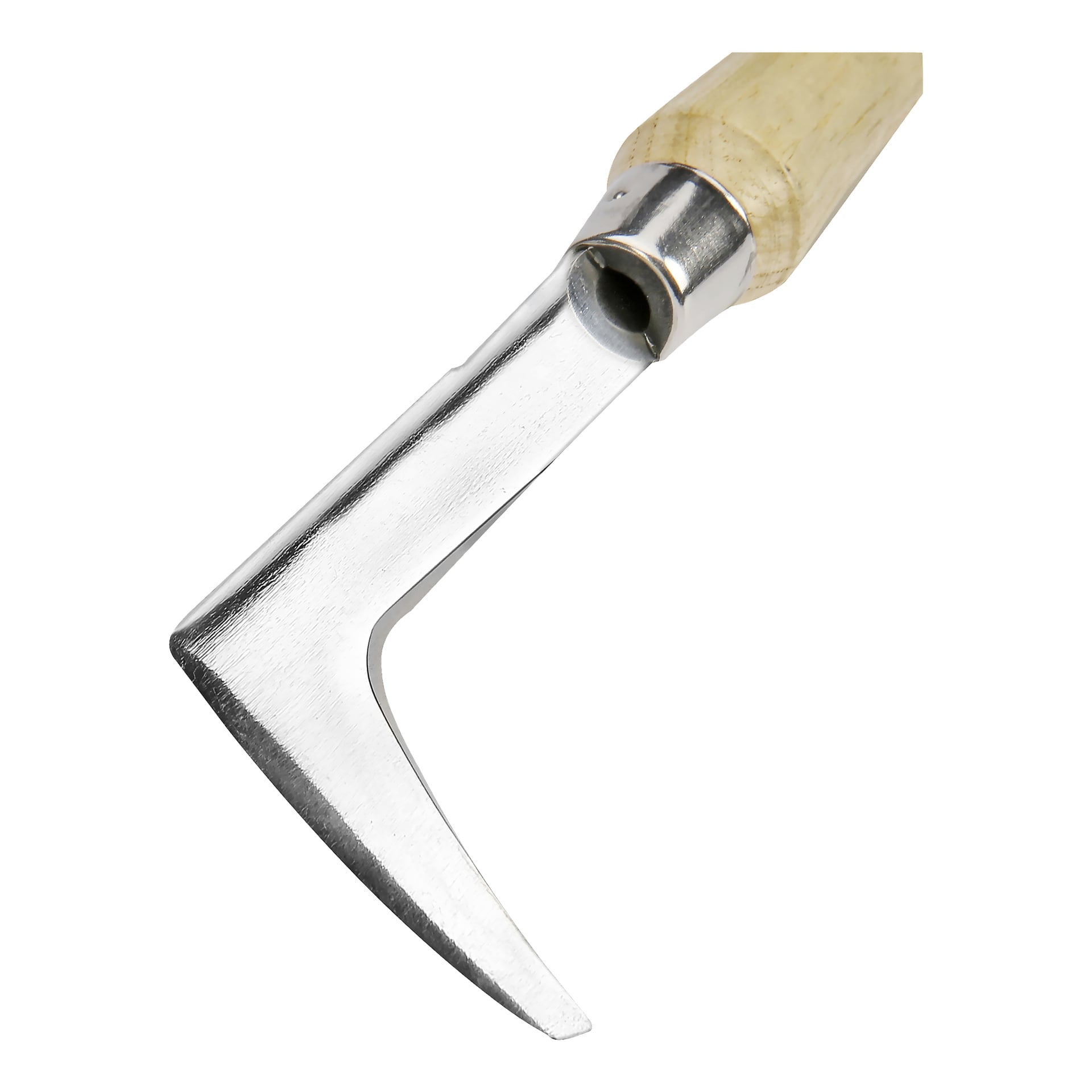 En detaljerad närbild av Hard Head Flat Iron, som visar dess spetsiga, böjda metallblad fäst vid ett blekt trähandtag, ett verktyg som vanligtvis används för trädgårdsarbete och ogräsrensning.