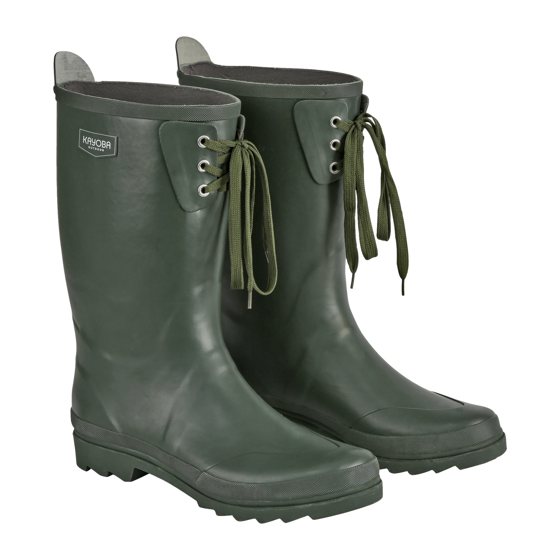 Grüne Kayoba Outdoor-Gummistiefel mit Schnürsenkeln, dicken Sohlen und einem kleinen Logo auf der Oberseite sind nebeneinander platziert und leicht nach rechts gerichtet.