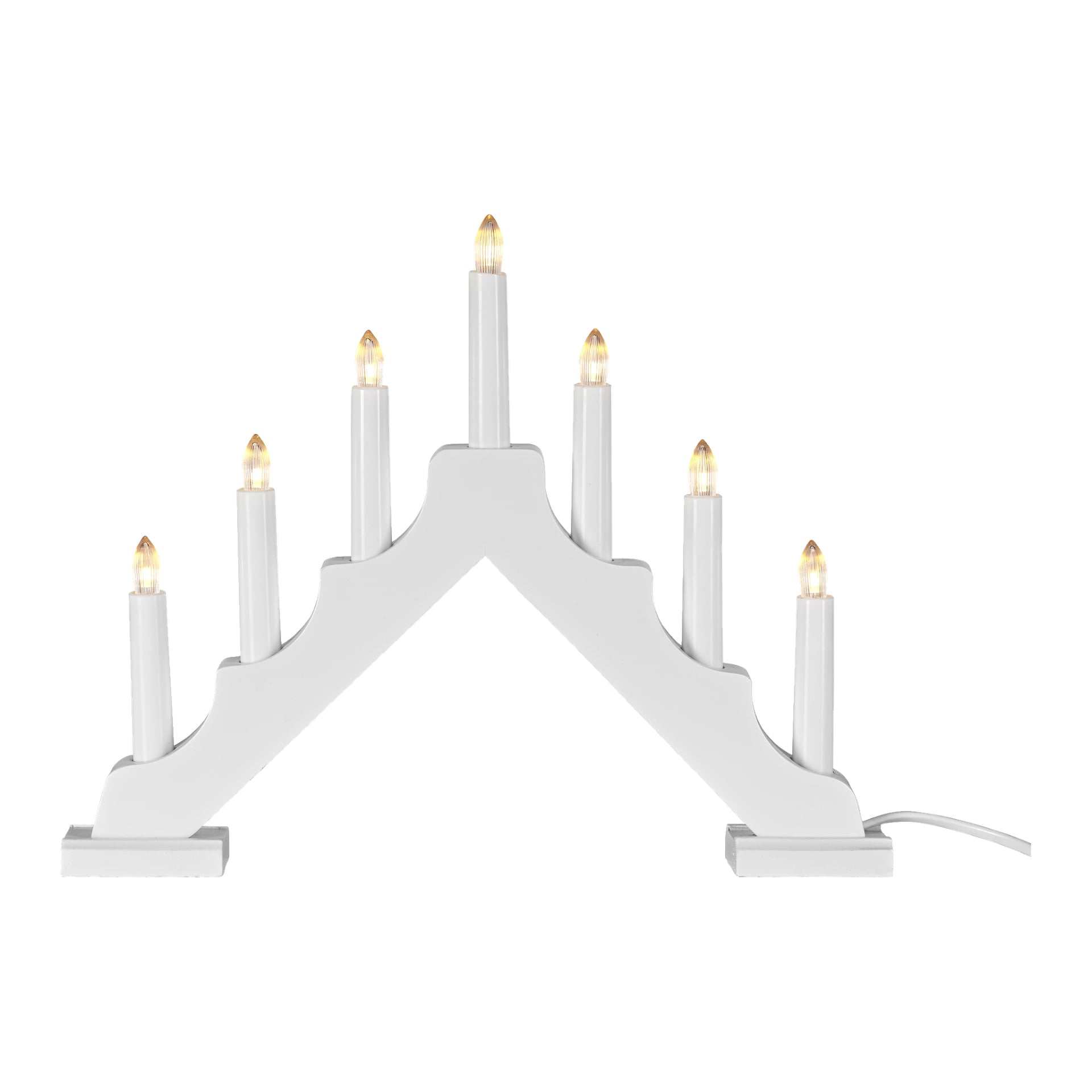 En vit trä EKVIP LED adventsljusstake med sju upplysta, ljusliknande lampor arrangerade i en triangulär båge och en sladd som stack ut från höger sida.