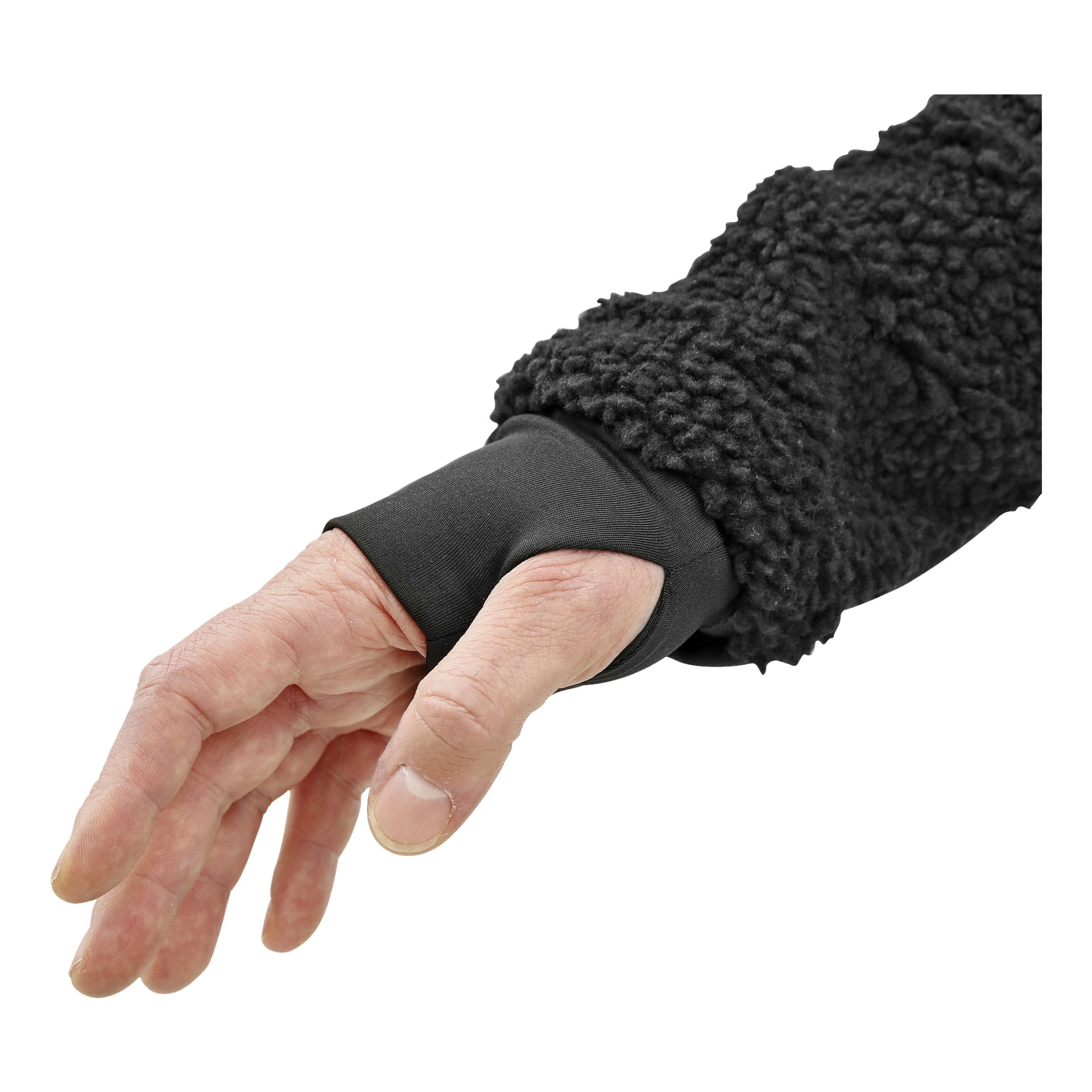 En närbild av en persons vänstra hand sträckte sig utåt, iklädd Bluewear Pro Workwear herrjacka i fiberpäls i svart, med en lockig yta och ett muddhålsmanschett.