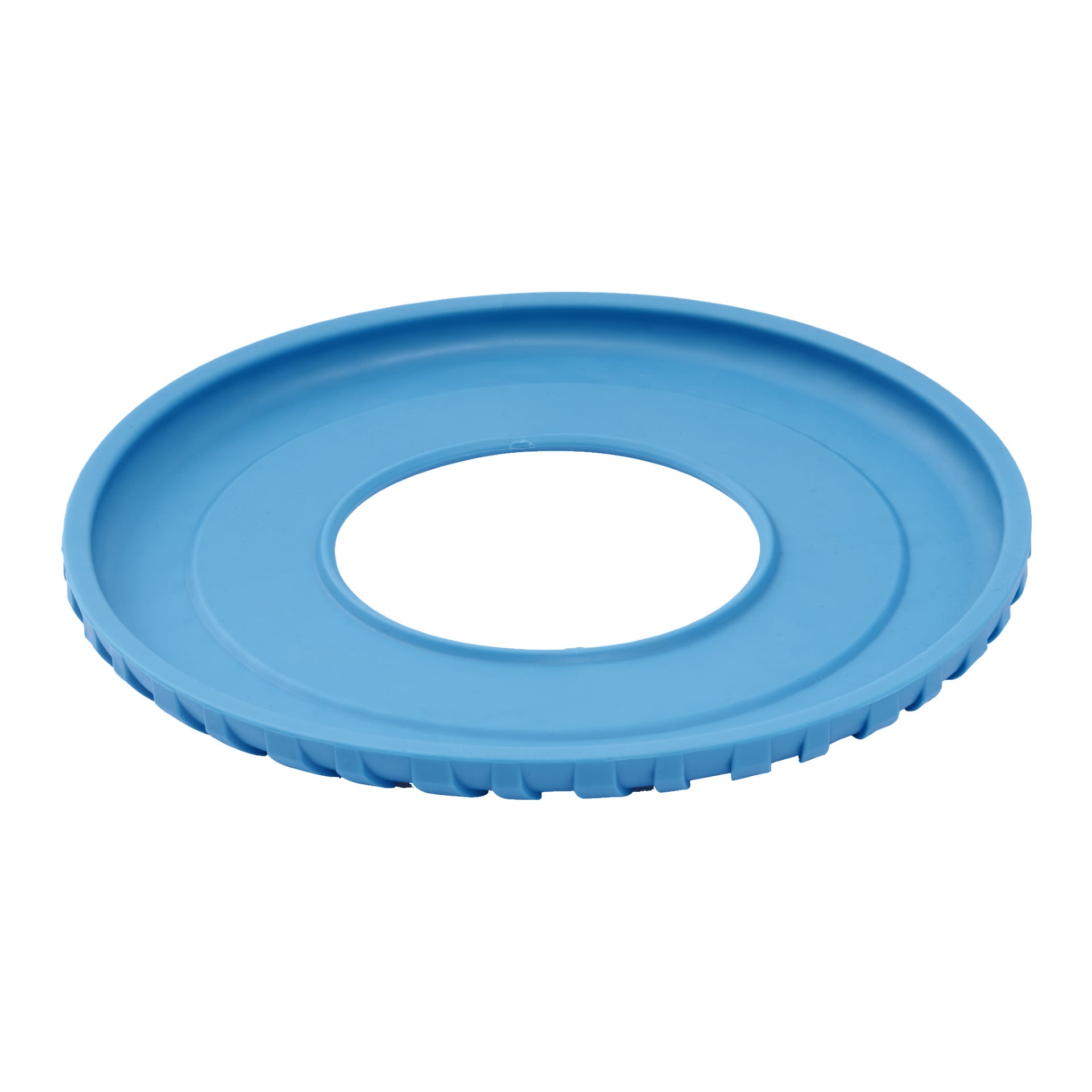 En rund, blå plastfrisbee för hundar från Kayoba, designad med ett stort centralt hål och en upphöjd kant.