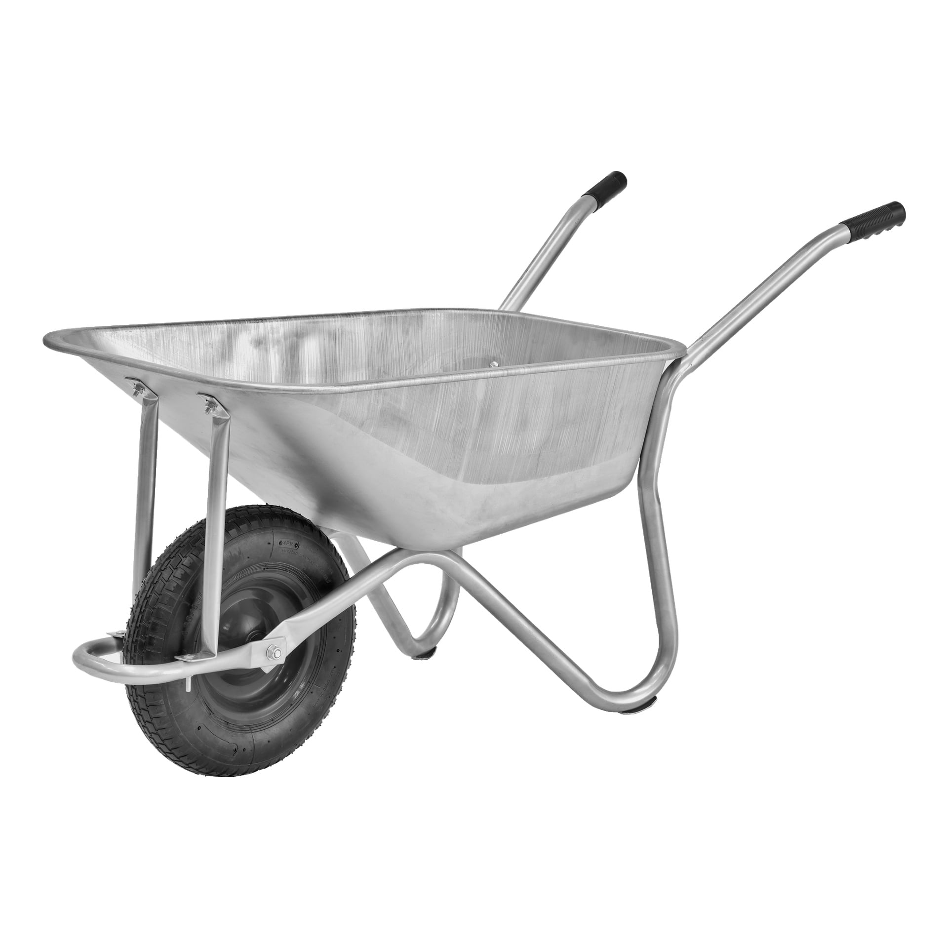 Hard Head Wheelbarrow har en djup metallbricka för att transportera föremål, ett enda svart gummihjul och två handtag utrustade med svarta grepp.