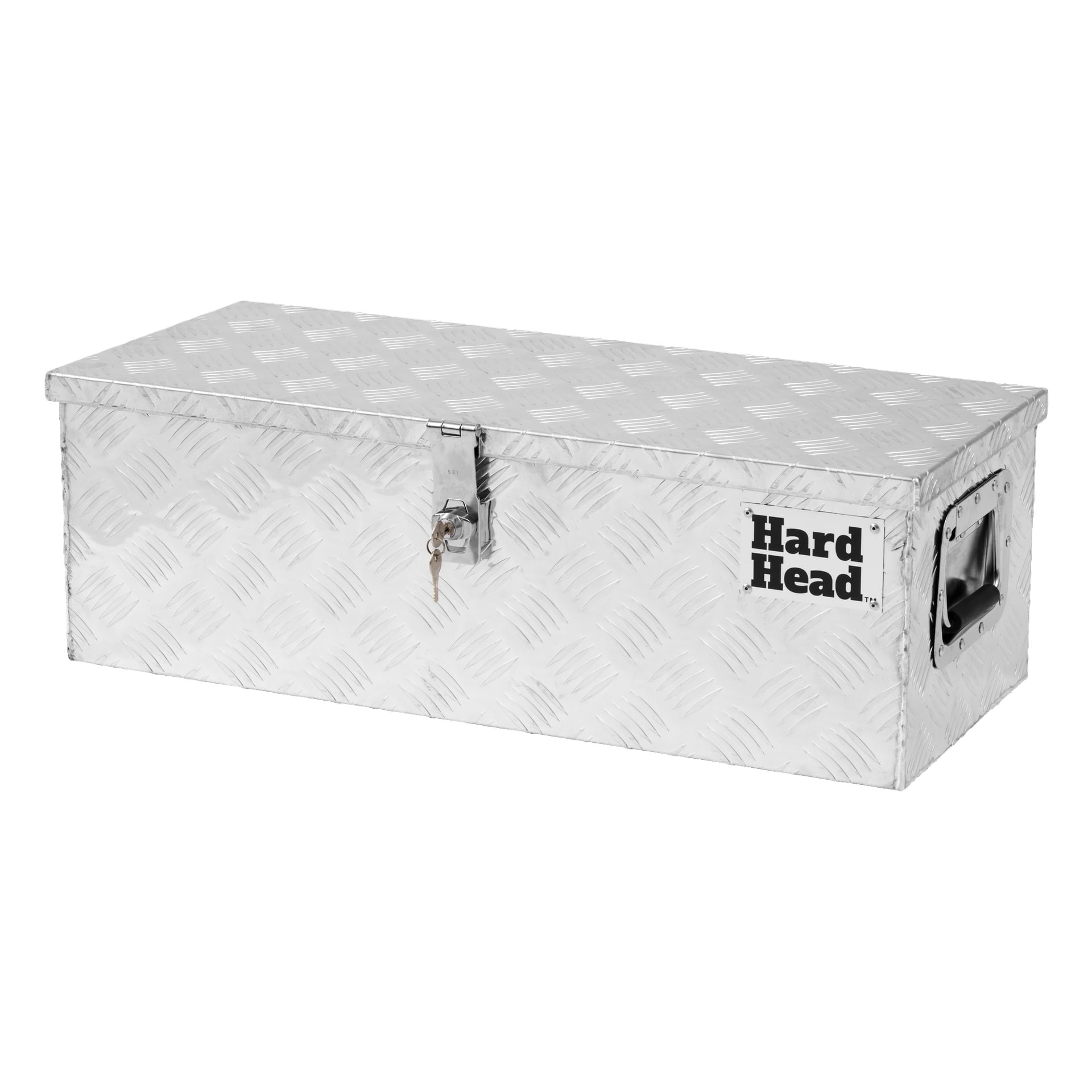 Aluminiowa skrzynka Hard Head z fakturą diamentowej płyty, bocznymi uchwytami, kłódką i kluczem z przodu oraz logo Hard Head umieszczone z przodu.