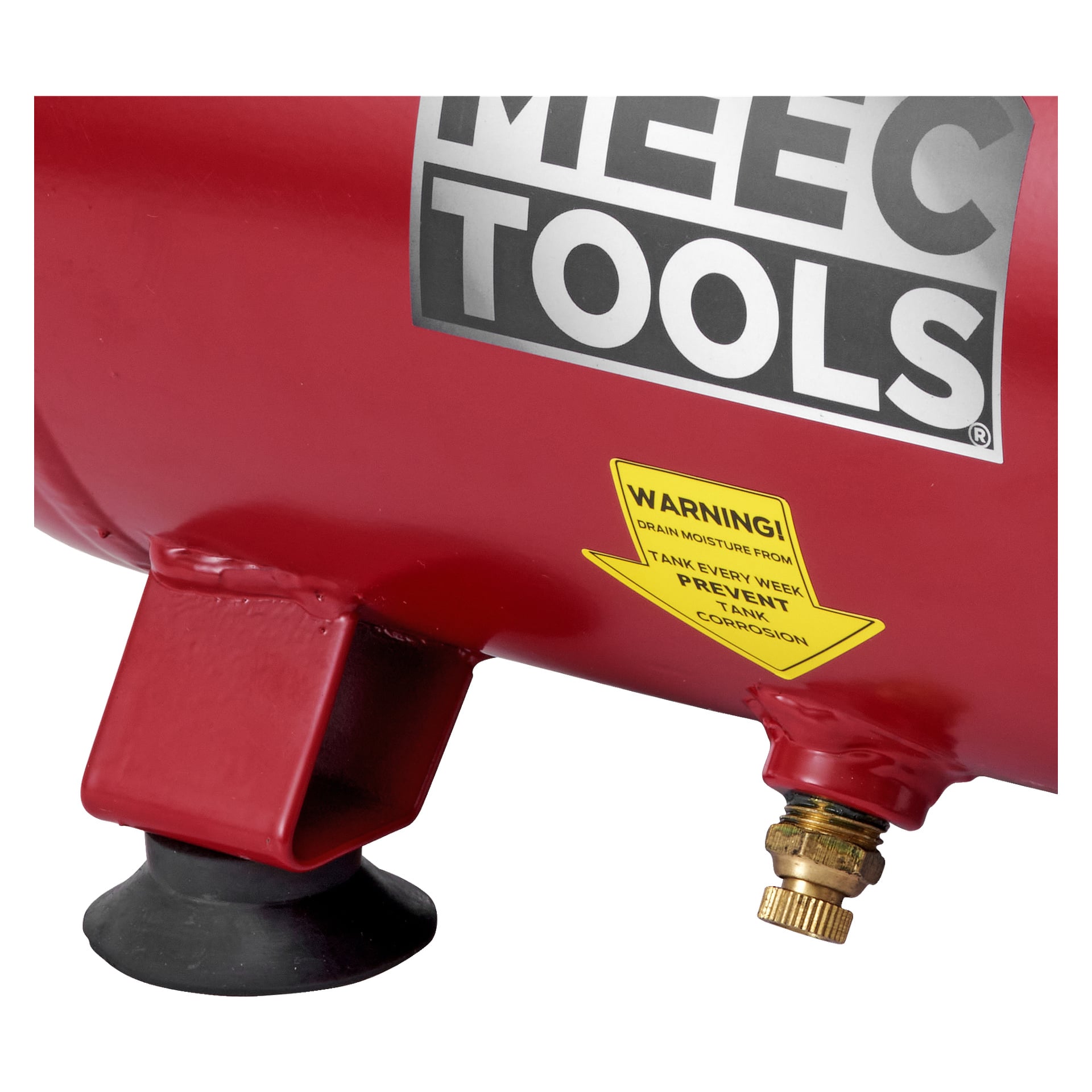 Detaljerad vy av Meec Tools Compressor som visar dess röda tank med en gul varningsetikett, svart gummifot, solid röd metallstödben och en mässingsventil placerad under.