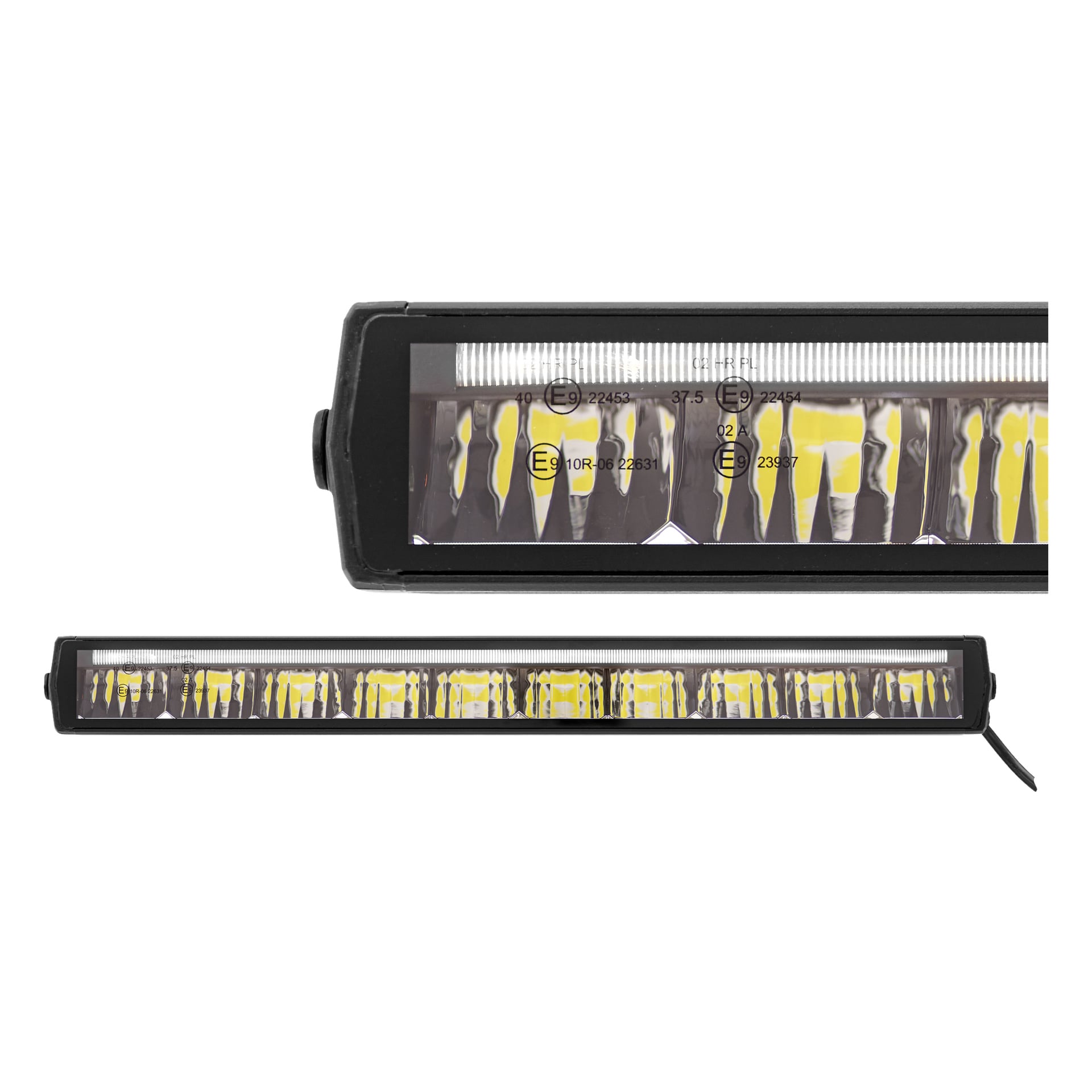 Hamron LED-ljusstång med rektangulär form, svart ram och flera gula LED-segment under en klar lins. Certifieringsmarkeringar syns på ljusbalken, som visas både i detaljerade närbilder och i hellängdsperspektiv.