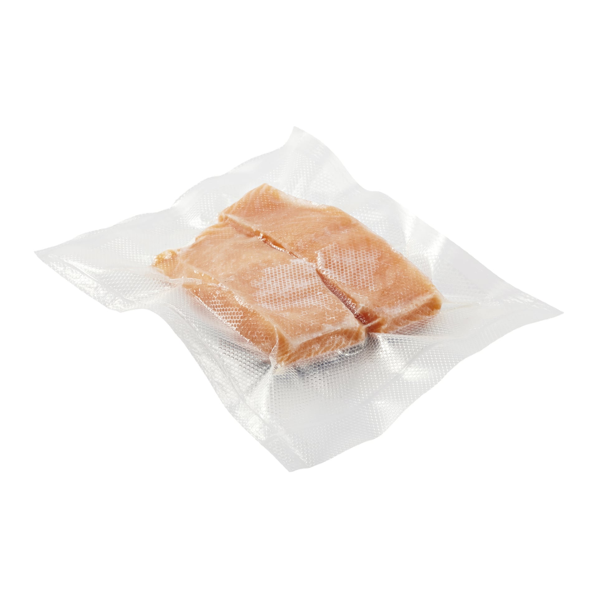 Två bitar rå lax är förpackade i ett Bright Vacuum-påsar 50-pack, med klar plast som visar fiskens färskhet. Denna förpackning är perfekt för förvaring eller sous vide-förberedelse.