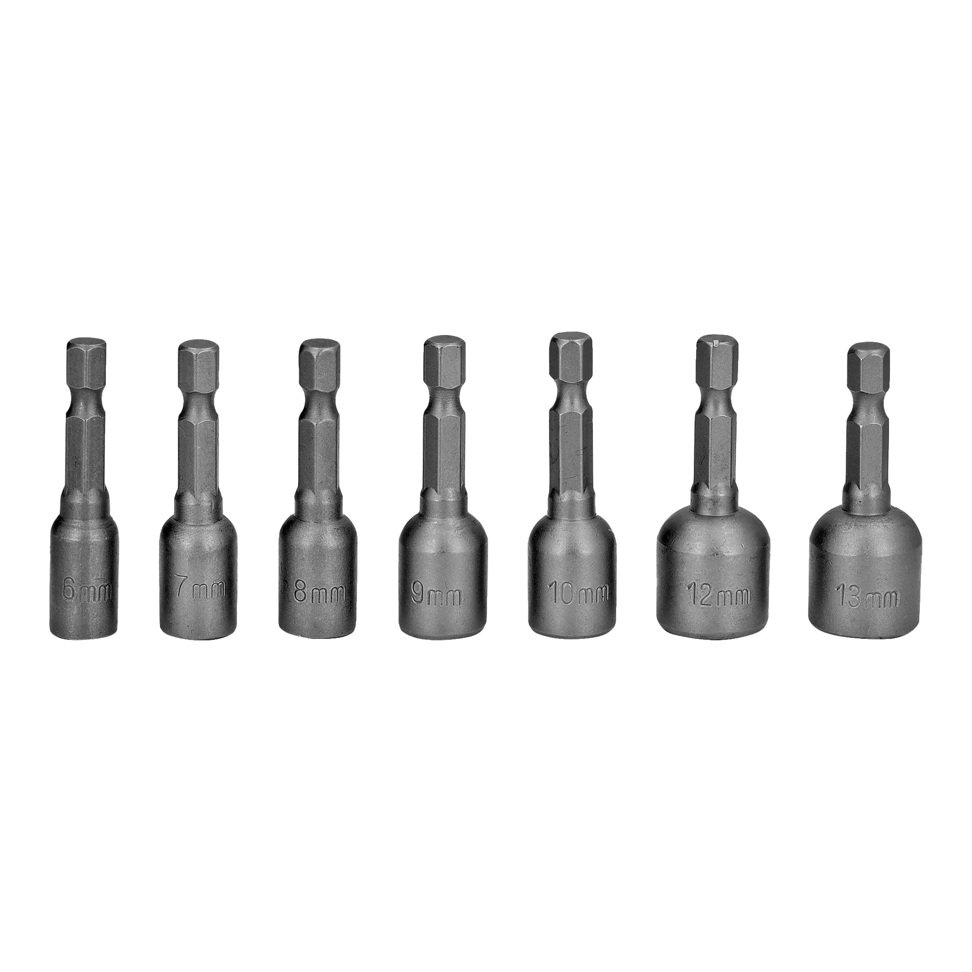 Sju Meec Tools-bithylsor är radade i rad, ordnade från minsta till största. Varje hylsa visar sin storlek i millimeter: 6, 7, 8, 9, 10, 12 och 13 mm.