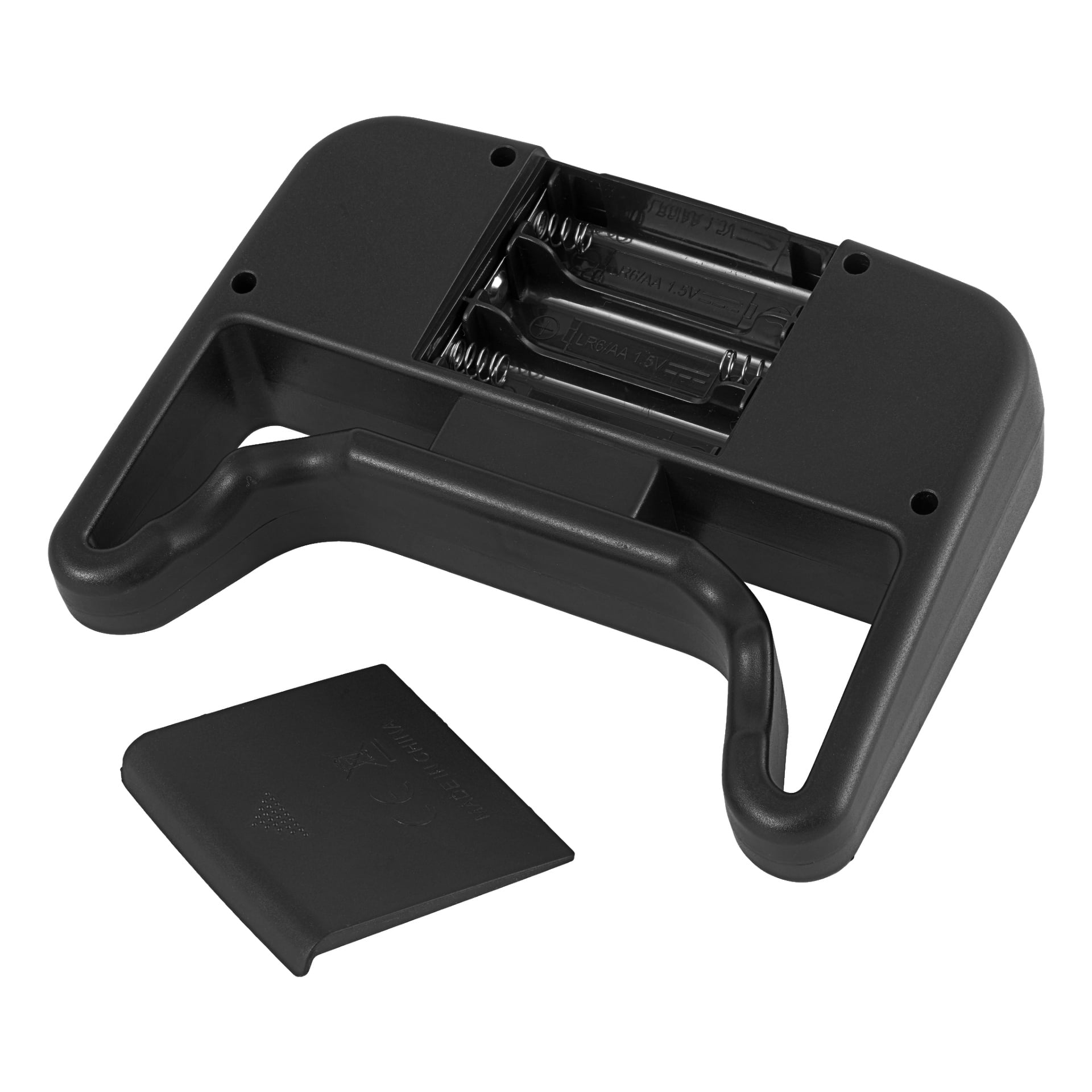 En svart plastdrone med Kayoba Foldable har et eksponert batterirom merket for 2x AA-batterier, med et avtakbart deksel ved siden av og et håndtak innebygd i kroppen.
