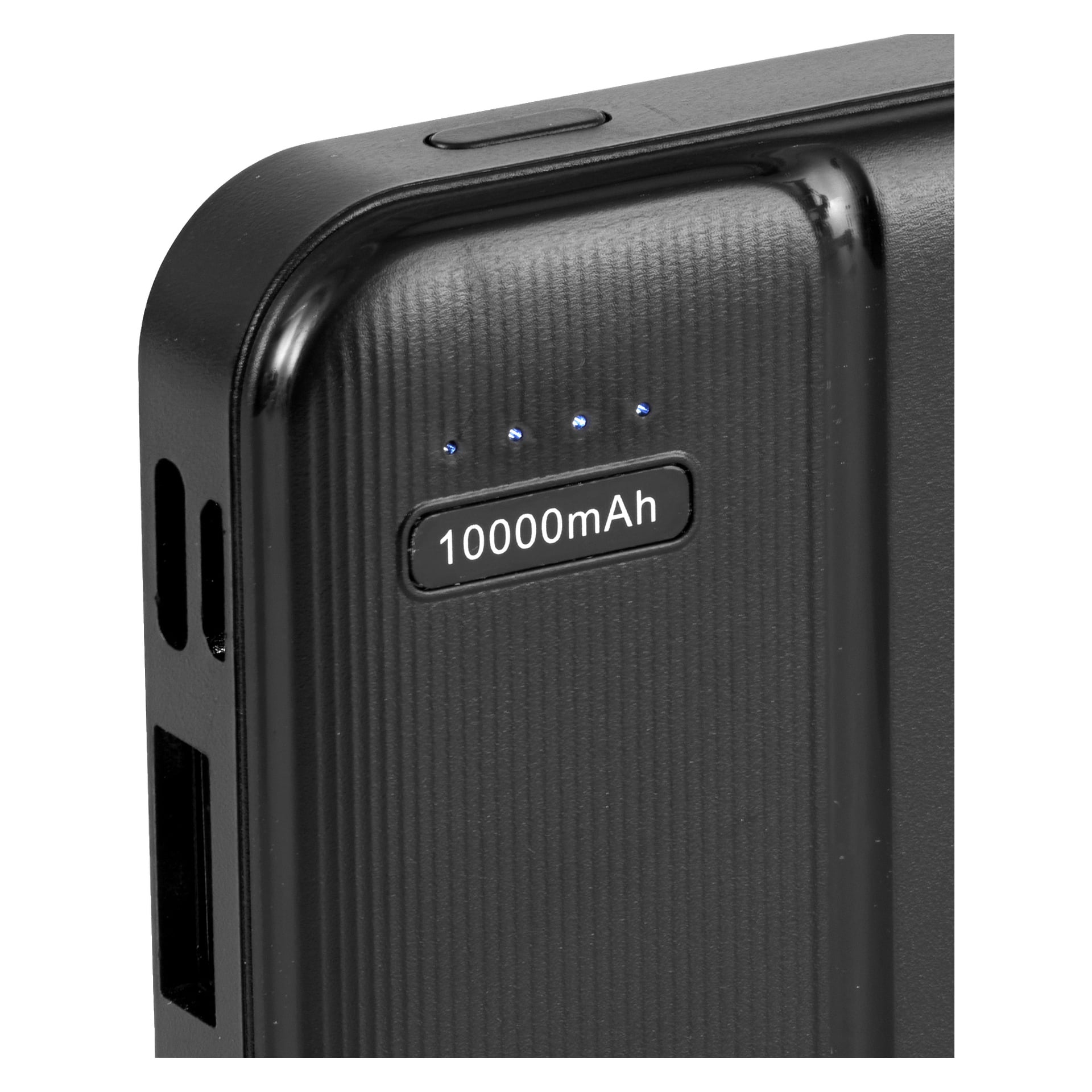 Närbild på den svarta Anslut Powerbank som visar en 10000mAh markering, fyra LED-indikatorer och två portar på vänster sida. Dess yta har en svag texturerad design.