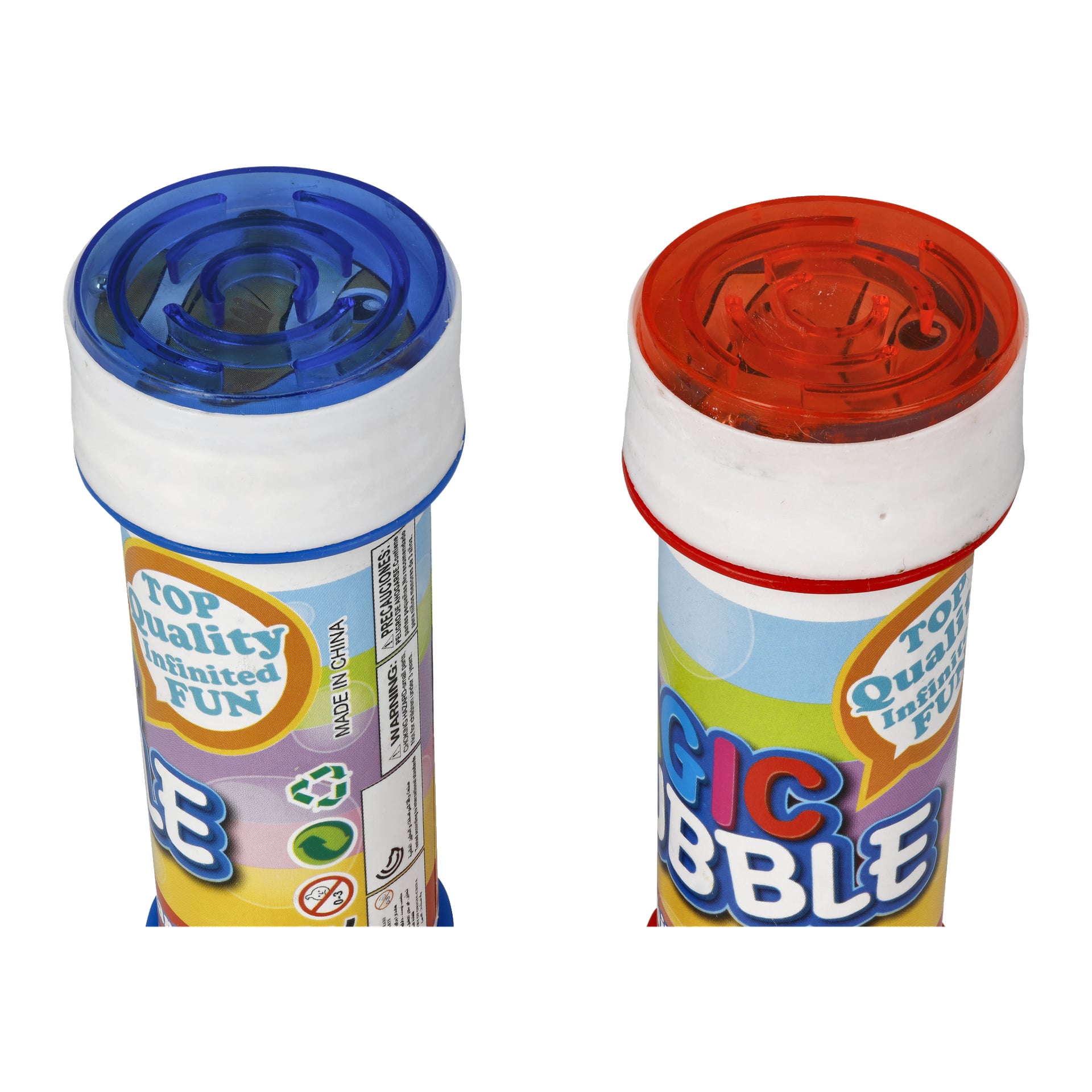 Ett set med tre flaskor för bubbellösning från Robetoys, var och en med färgglad kork och en vit etikett där det står "Top Quality Infinite Fun" och "Made in China", med synliga återvinningssymboler; förpackad som ett Soap Bubbles 3-pack.