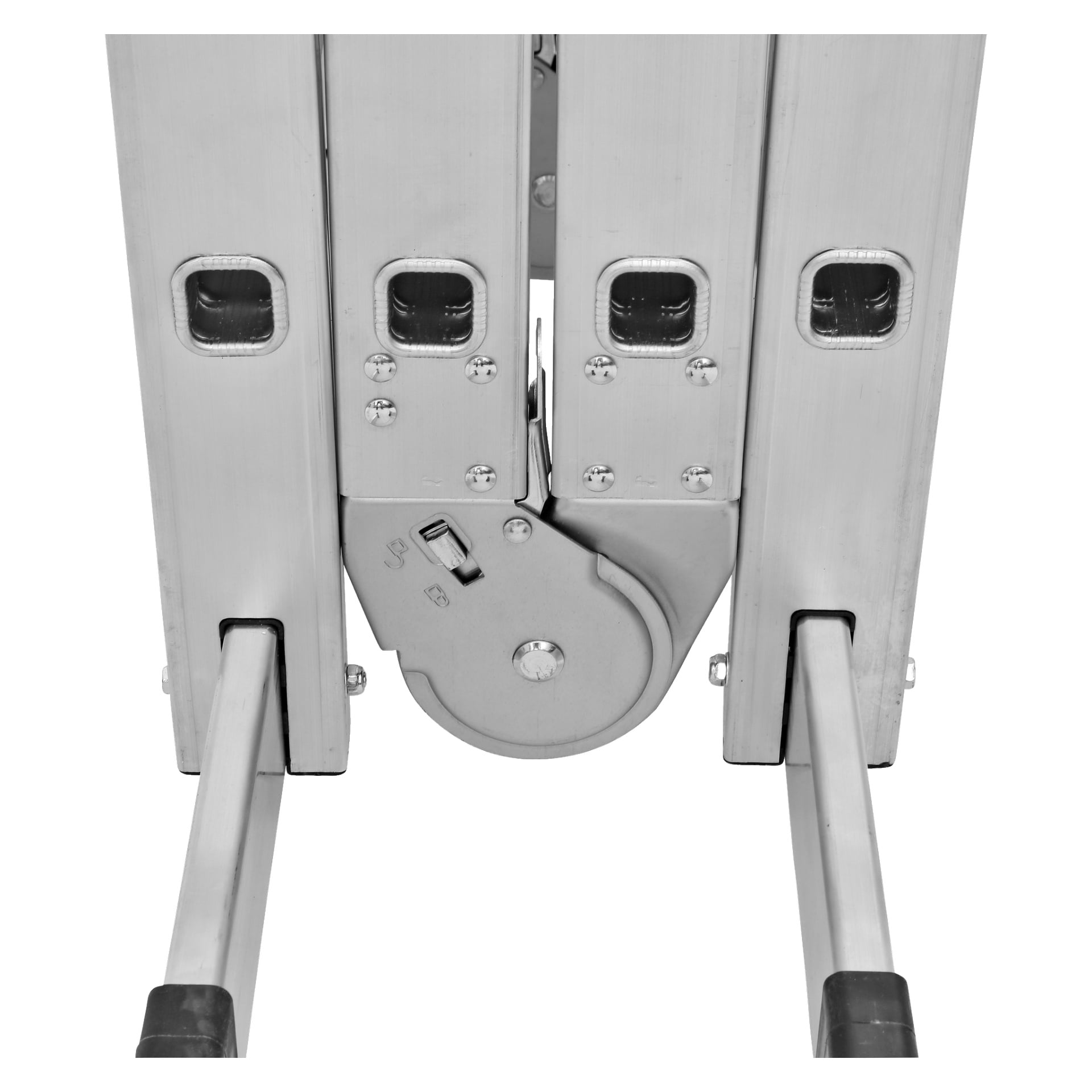 Monokrom närbild med fokus på gångjärnsmekanismen i Hard Head Multi-ladder med en 4x3-stegsplattform, som visar upp robust metallkonstruktion, framträdande bultar, rektangulära utskärningar och den inbyggda låsfunktionen.