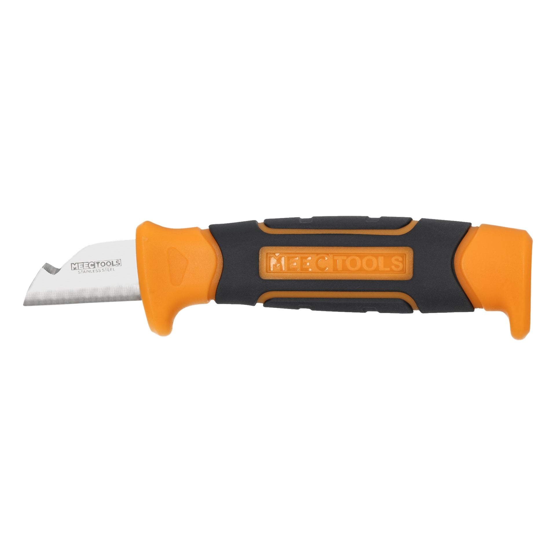 En elektrikerkniv från Meec Tools med ett rostfritt stålblad, med ett orange och svart ergonomiskt handtag märkt med Meec Tools-logotypen; Det delvis utdragna bladet har ett säkerhetshack nära spetsen.