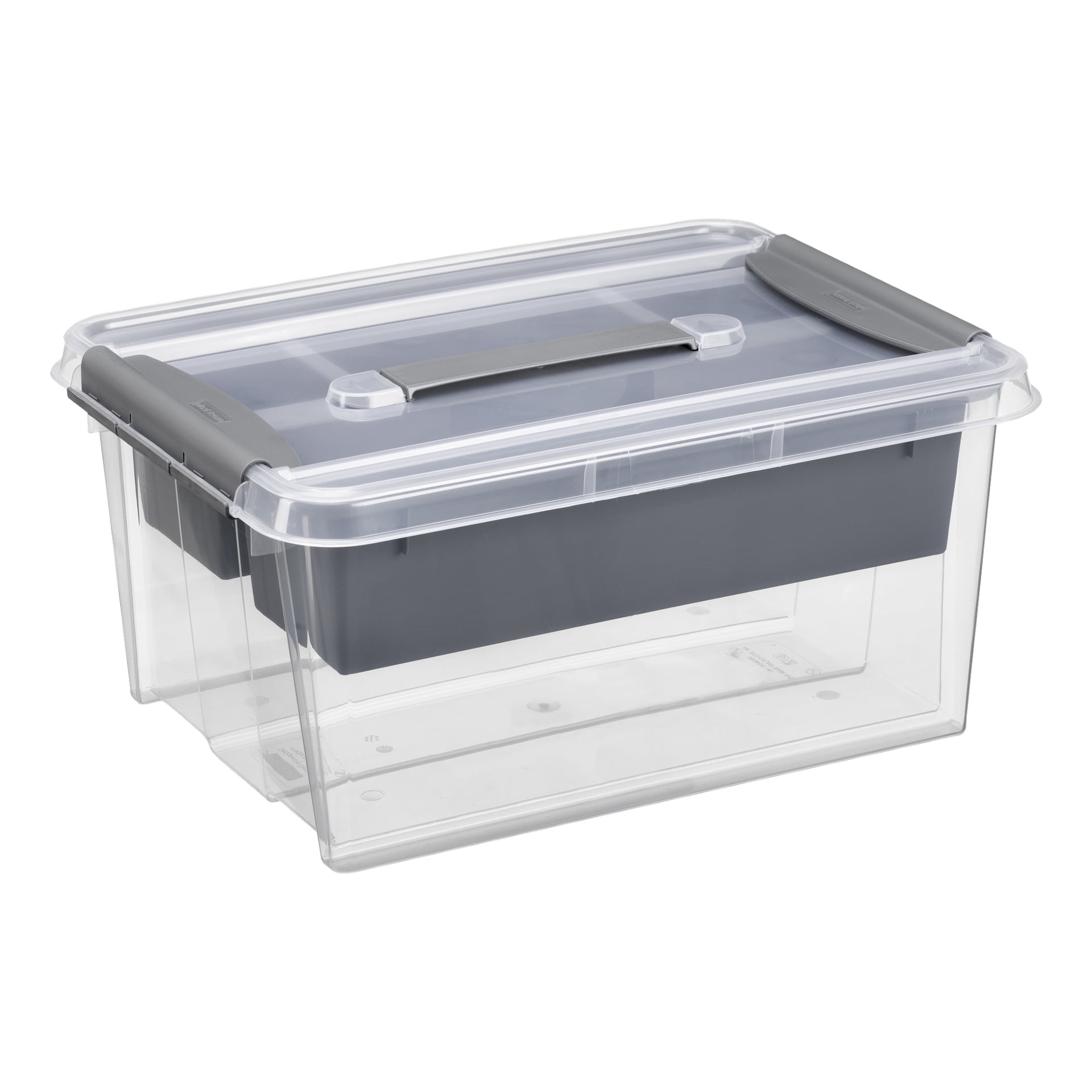 Hard Head Storage-lådan med insatser visas tom. Den har en transparent plastkonstruktion, en grå avtagbar bricka inuti och ett starkt grått handtag ovanpå. Locket är fäst med två grå spärr placerade på varje sida.