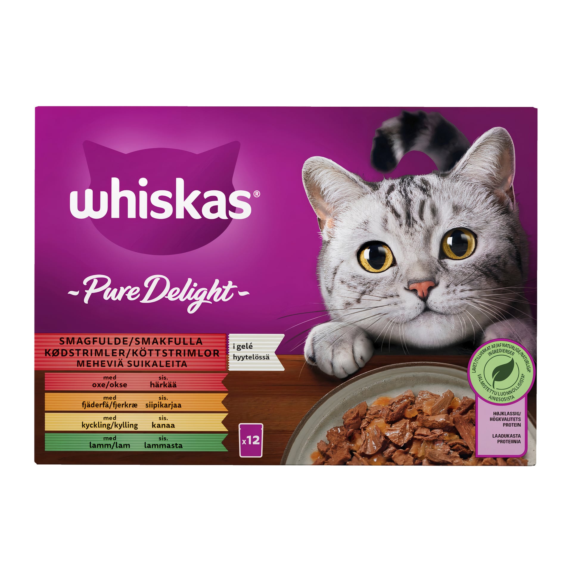 En Whiskas kattmat 1+ Classic Selection 12-pack låda visar en tabbykatt, en tallrik kattmat och produktdetaljer på lila och rosa förpackningar. Lådan har också en grön sigill och en bild av köttremsor i sås.