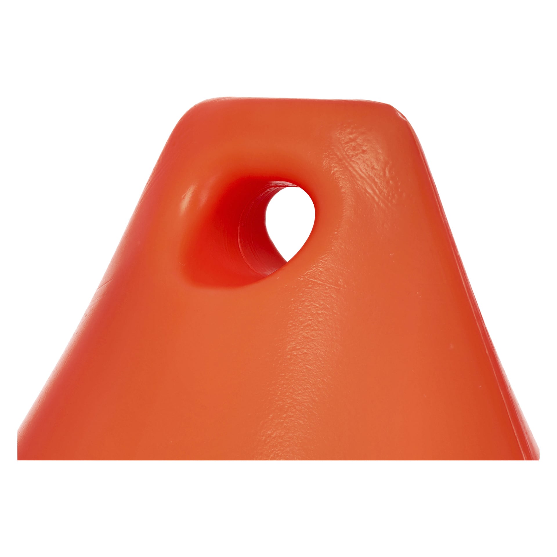 Närbild av den övre delen av en Kayoba fiskfälla eller creel, som visar dess orange plaststruktur med ett litet hål nära toppen.