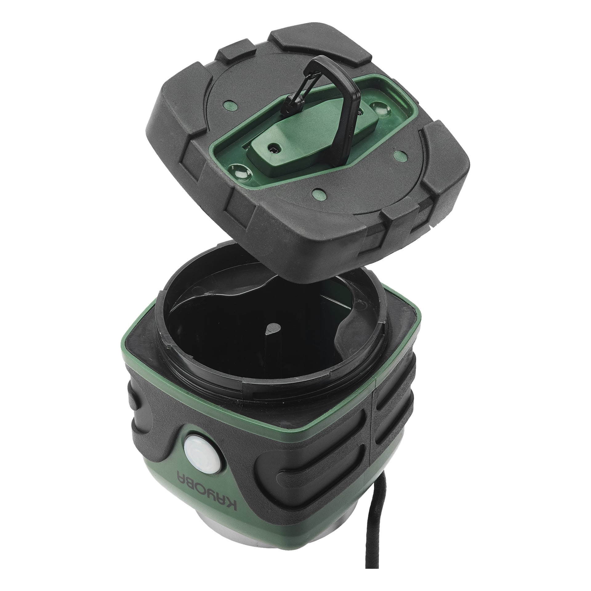 En grön och svart Kayoba Outdoor campinglykta med locket öppet, som visade det tomma insidan. Det finns en krok fäst på locket och en strömbrytare synlig på sidan av lampan.