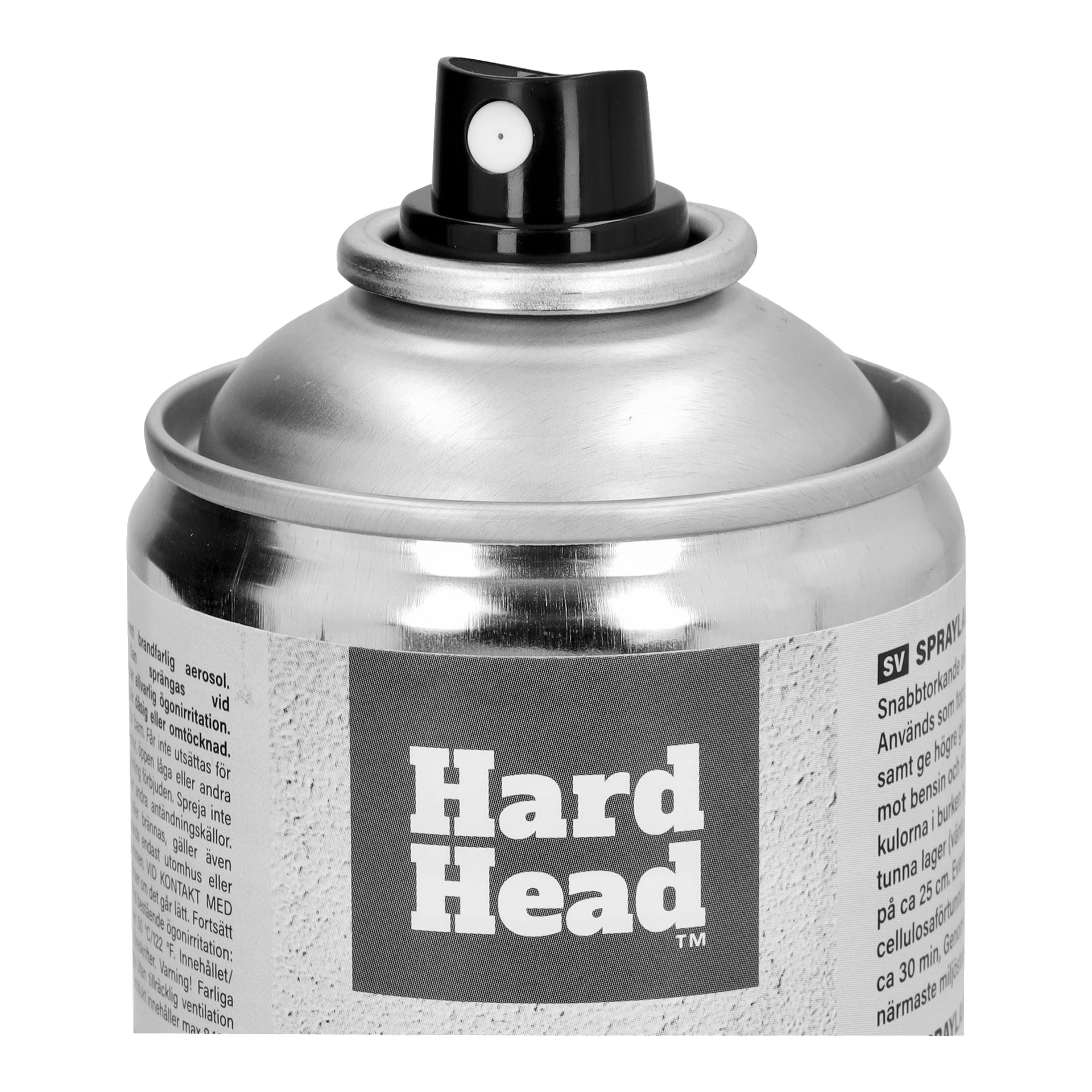 Närbild på en silverfärgad sprayburk från Hard Head, med ett svart munstycke och en grå etikett med varumärket tydligt skrivet i vitt. Vissa användningsinstruktioner finns delvis på vänster sida av burken.