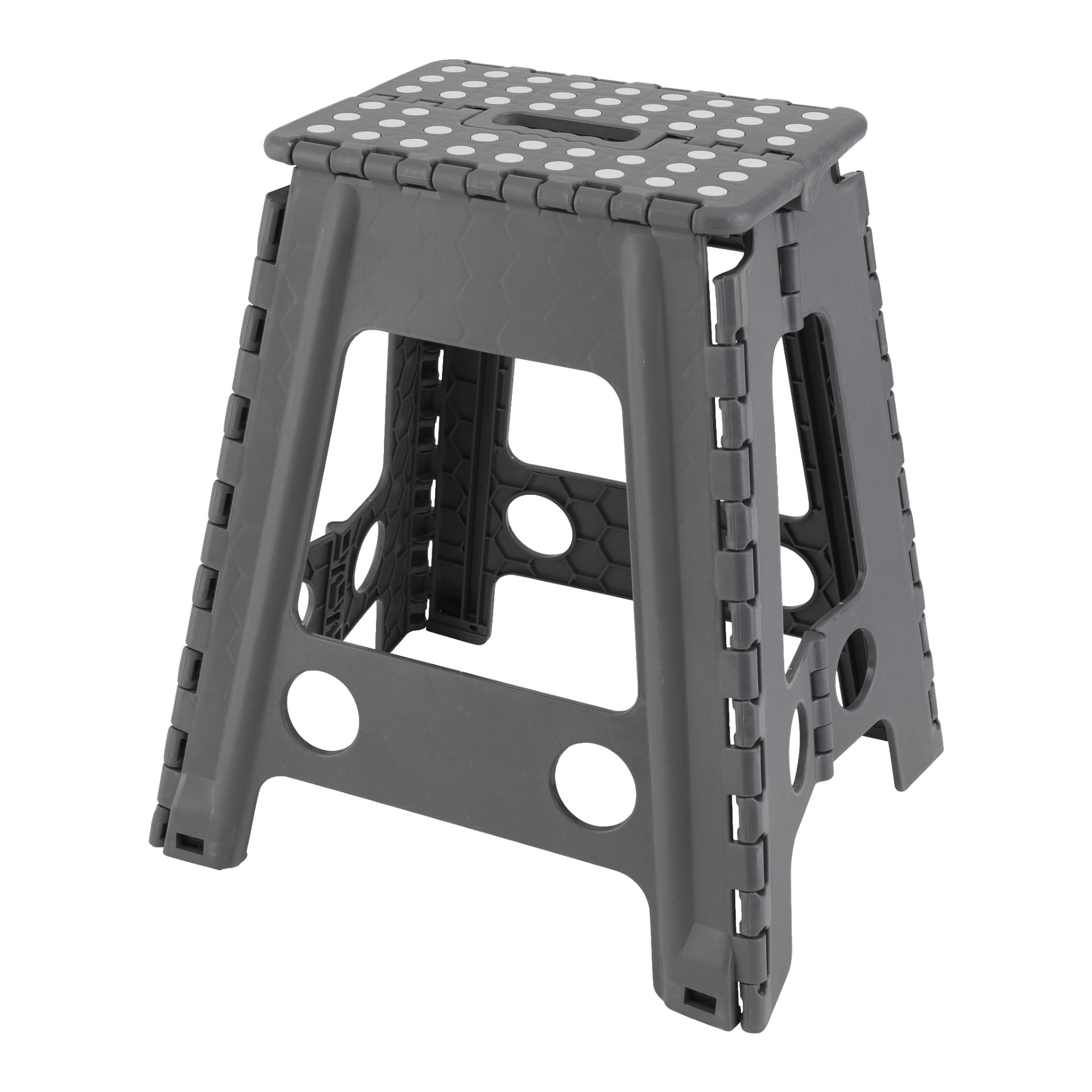 Hard Head Folding Stool är en grå plastpall med ett översta handtag, vita prickar som ger extra grepp och cirkulära utskärningar på sidorna.