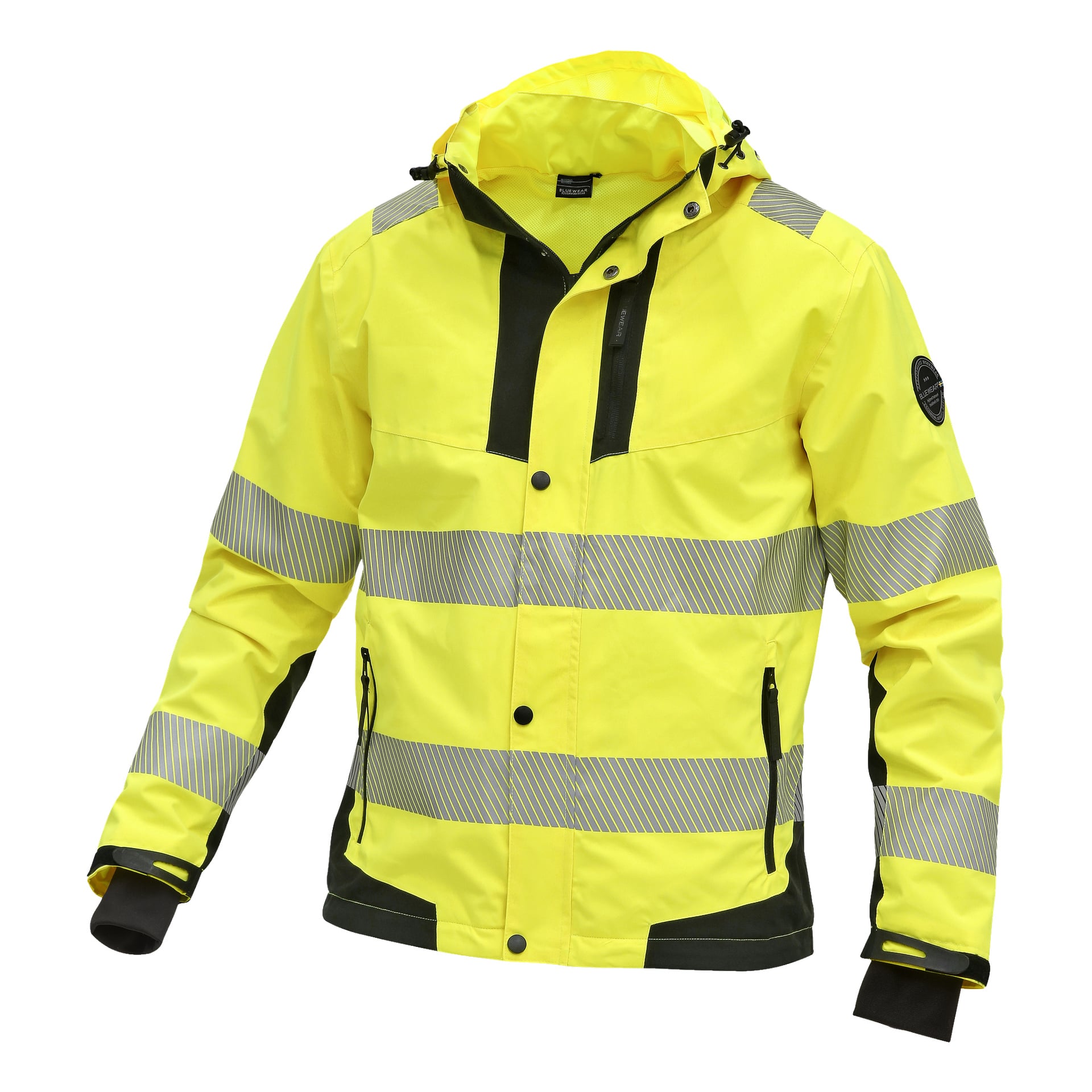 Bluewear Hi-Vis-jackan är en klargul, huvklädd säkerhetsjacka med reflekterande silverränder, svarta detaljer, fickor med dragkedja och justerbara manschetter.