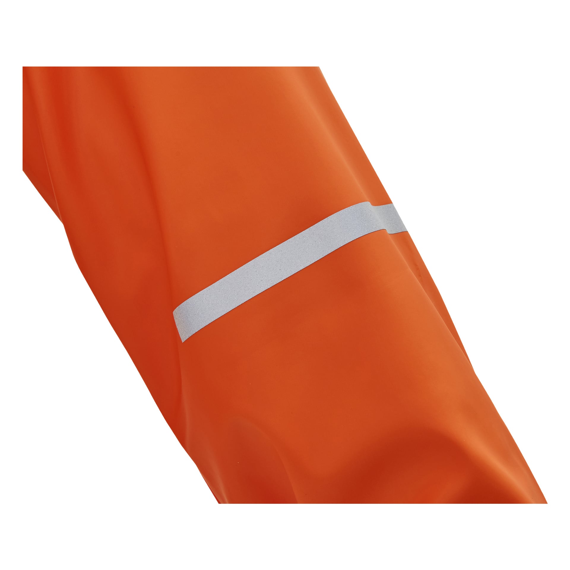 Nahaufnahme eines orangefarbenen Ärmels aus einem Bluewear-Regenanzug, der einen horizontalen silbernen reflektierenden Streifen zeigt.