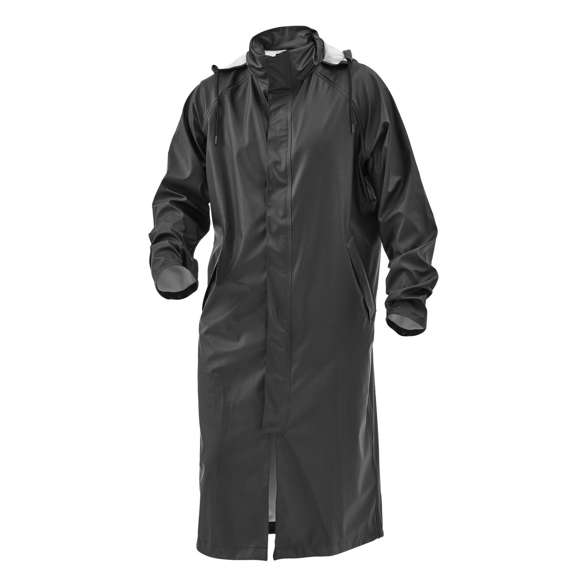 Ein langer, schwarzer Bluewear-Regenmantel mit Kapuze, vorderen Taschen und einem vorderen Verschluss wird präsentiert. Die Ärmel scheinen sanft gebogen zu sein, und der Mantel ist abgebildet, ohne dass ihn jemand trägt.