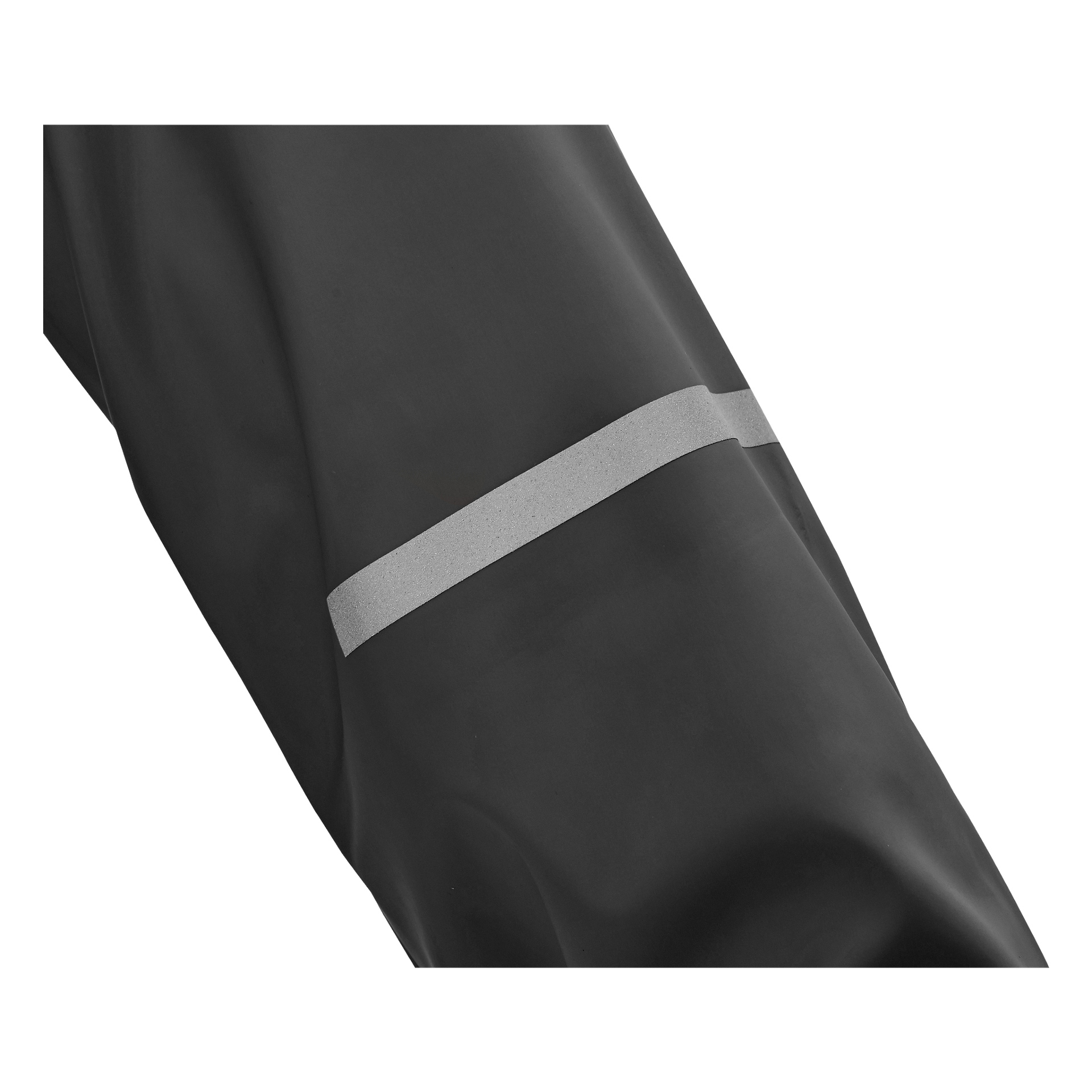 Eine detaillierte Ansicht des schwarzen Ärmels des Bluewear-Regenanzugs zeigt ein horizontales, hellgraues, reflektierendes Band. Der Stoff wirkt glatt mit einem dezenten Glanz.