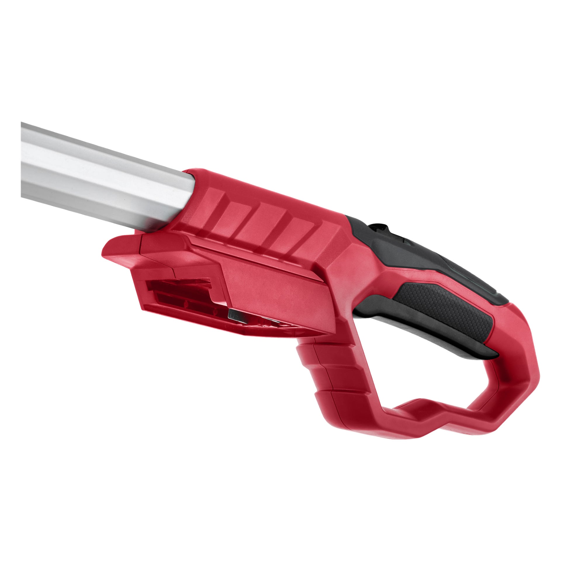 Närbild på det röda och svarta ergonomiska handtaget med avtryckare på Meec Tools Multiseries batteridrivna beskärningssåg SP-18V HOME 500, ansluten till den metalliska teleskopaxeln.