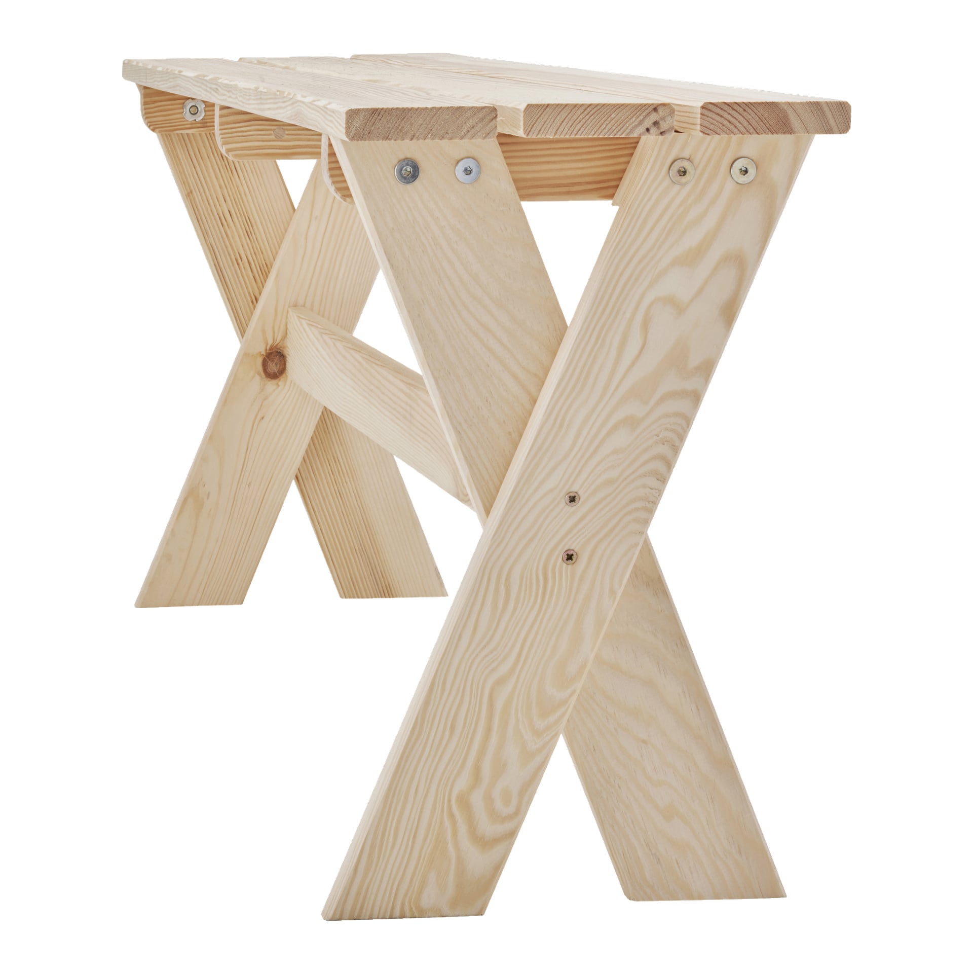EKVIP:s träbänk visar X-formade ben och är gjord av ljust trä, vilket ger ett minimalistiskt, ofärdigt utseende. Den naturliga träådringen är synlig och fogarna fästs med synliga skruvar.