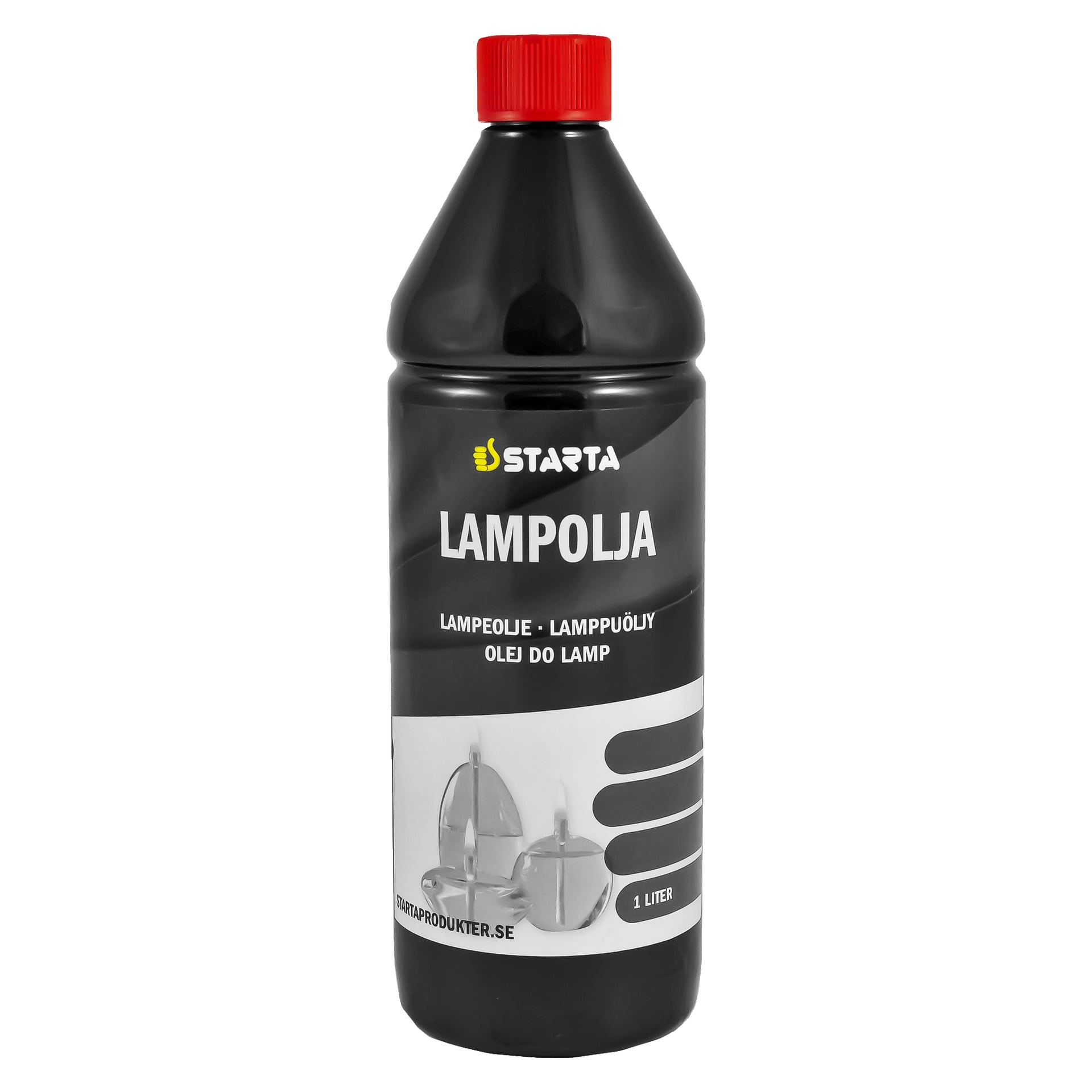 En 1-liters svart plastflaska med Starta-lampolja med röd kork. Etiketten visar Starta-logotypen, orden "Lampolja" flera gånger och bilder på två oljelampor.