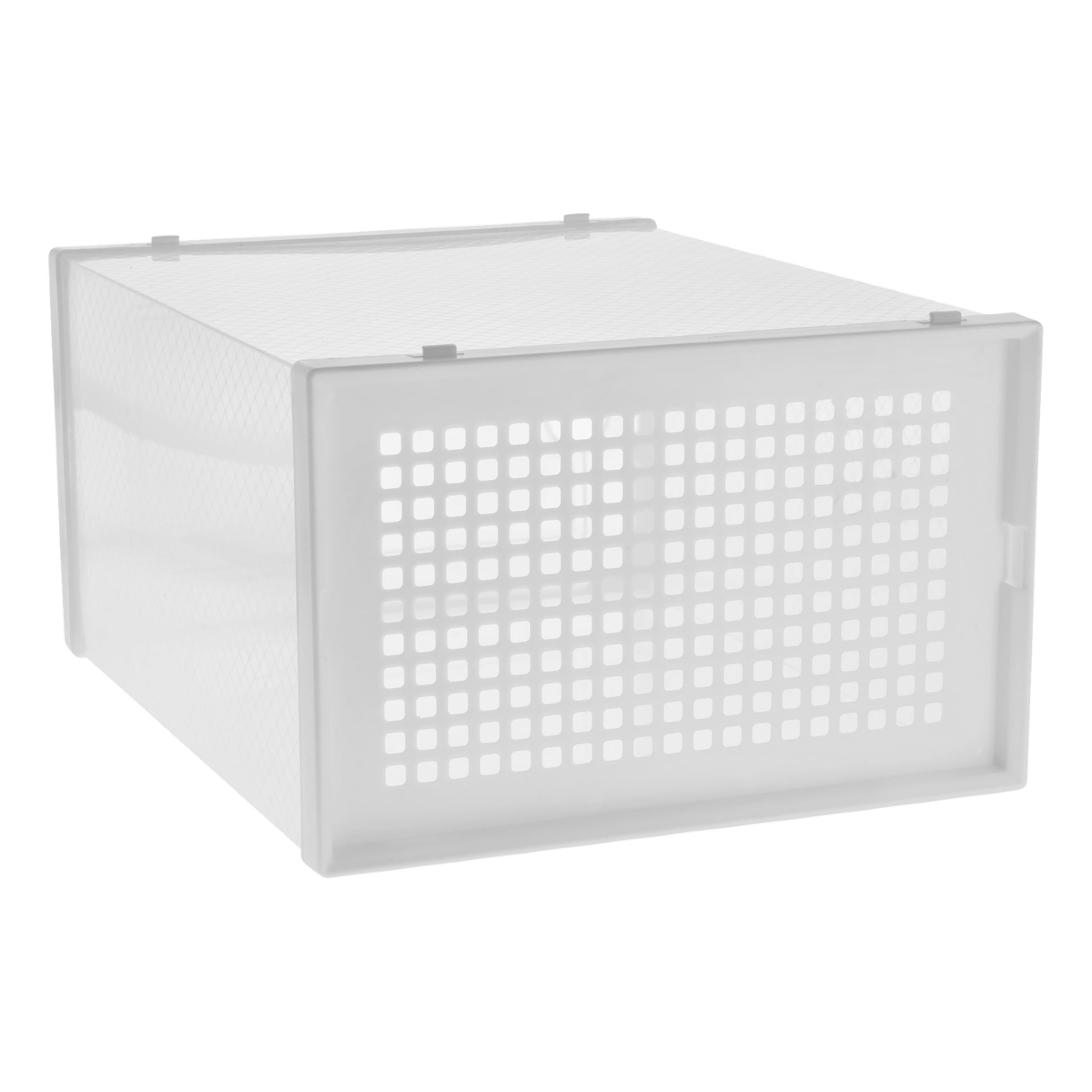 Eine durchscheinende weiße Plastik-Schuhaufbewahrungsbox von Hard Head ist schräg dargestellt, wobei Oberkant, Seite und Vorderseite hervorgehoben werden. Die Frontplatte besitzt ein Raster aus kleinen quadratischen Perforationen.