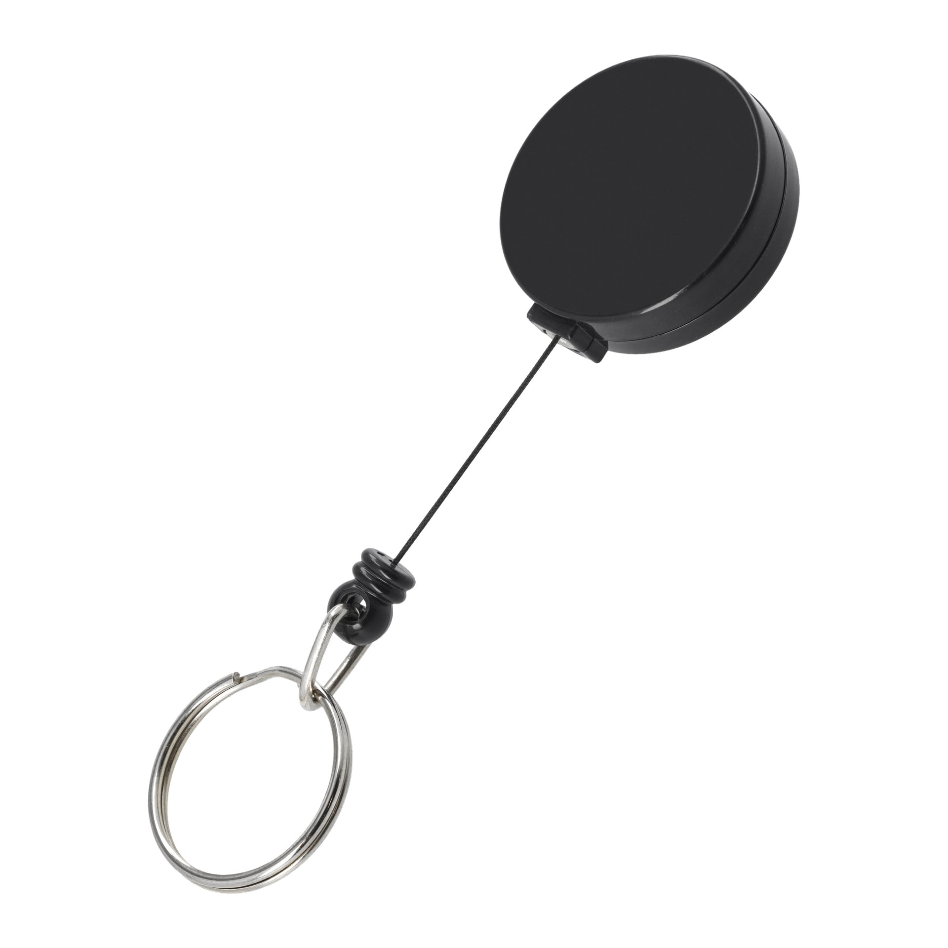 En Hard Head Extractable nyckelring med ett cirkulärt svart plastfodral, fäst vid en metallklämma och en metallnyckelring med en smal infällbar sladd.