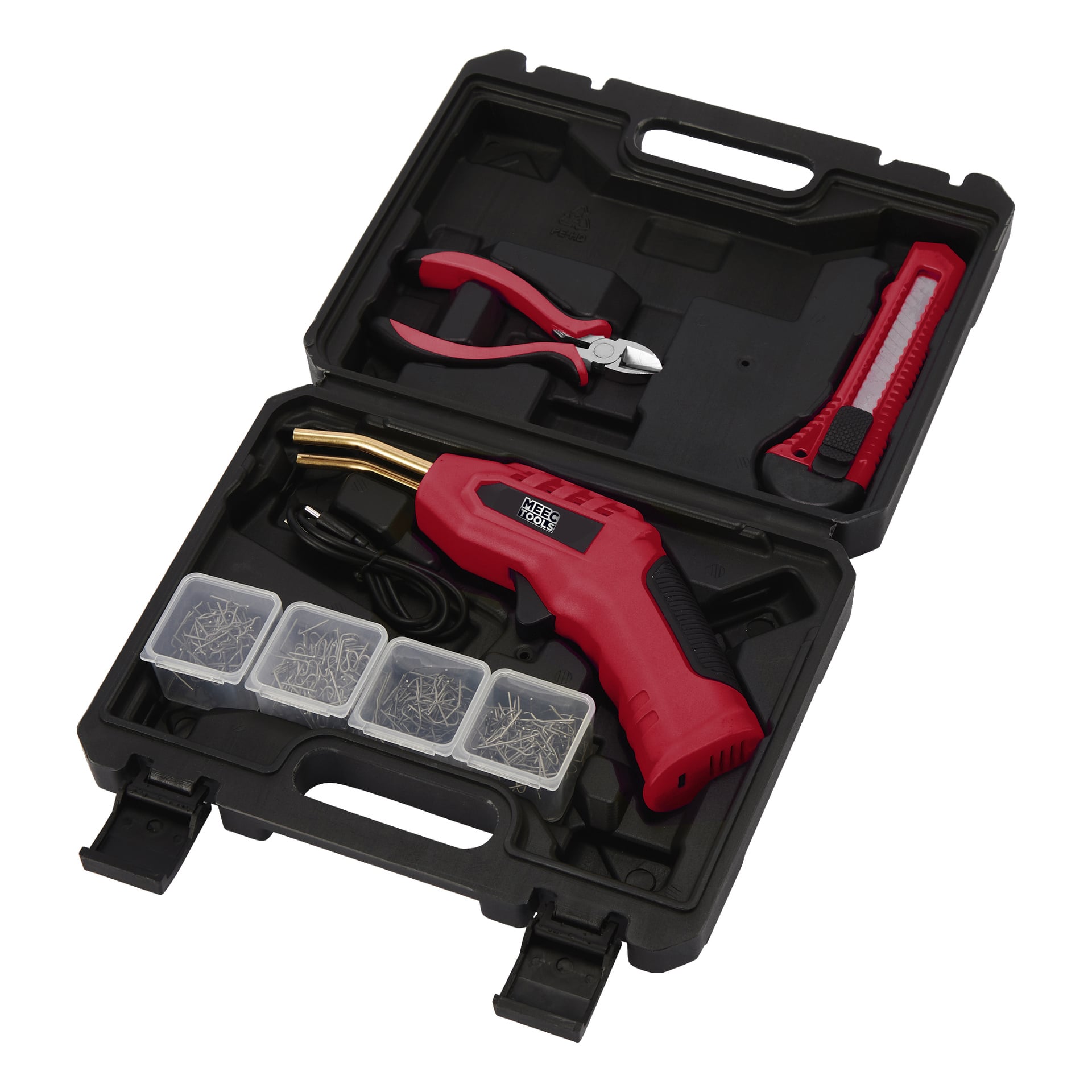 Ett plastreparationskit från Meec Tools är organiserat i ett svart hårt fodral, med en röd plastsvetspistol, fyra lådor med metallhäftklammer, en röd hobbykniv och rödskaftade tänger, alla säkrade i specialanpassade fack.