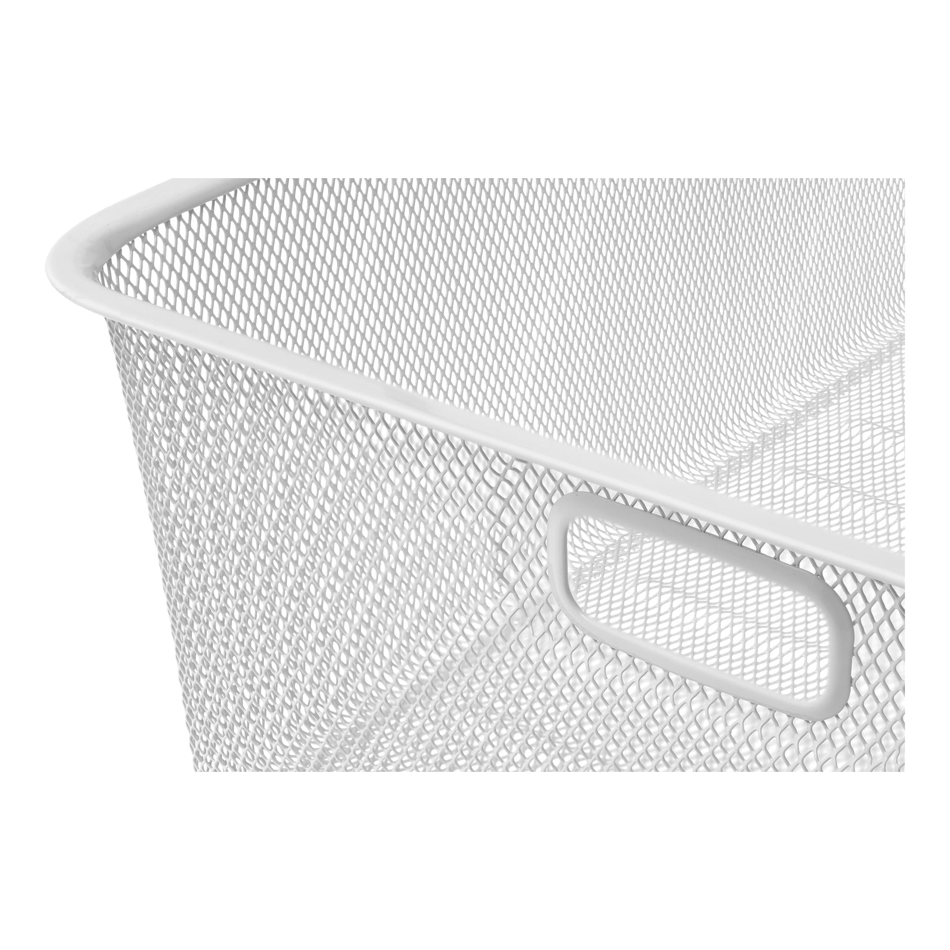 Detaillierte Ansicht des Hard Head Mesh-Korbs, der seinen Körper aus weißem Metallgitter mit einem rechteckigen Seitenausschnitt zeigt, was die Feinheiten und Haltbarkeit seiner Konstruktion betont.