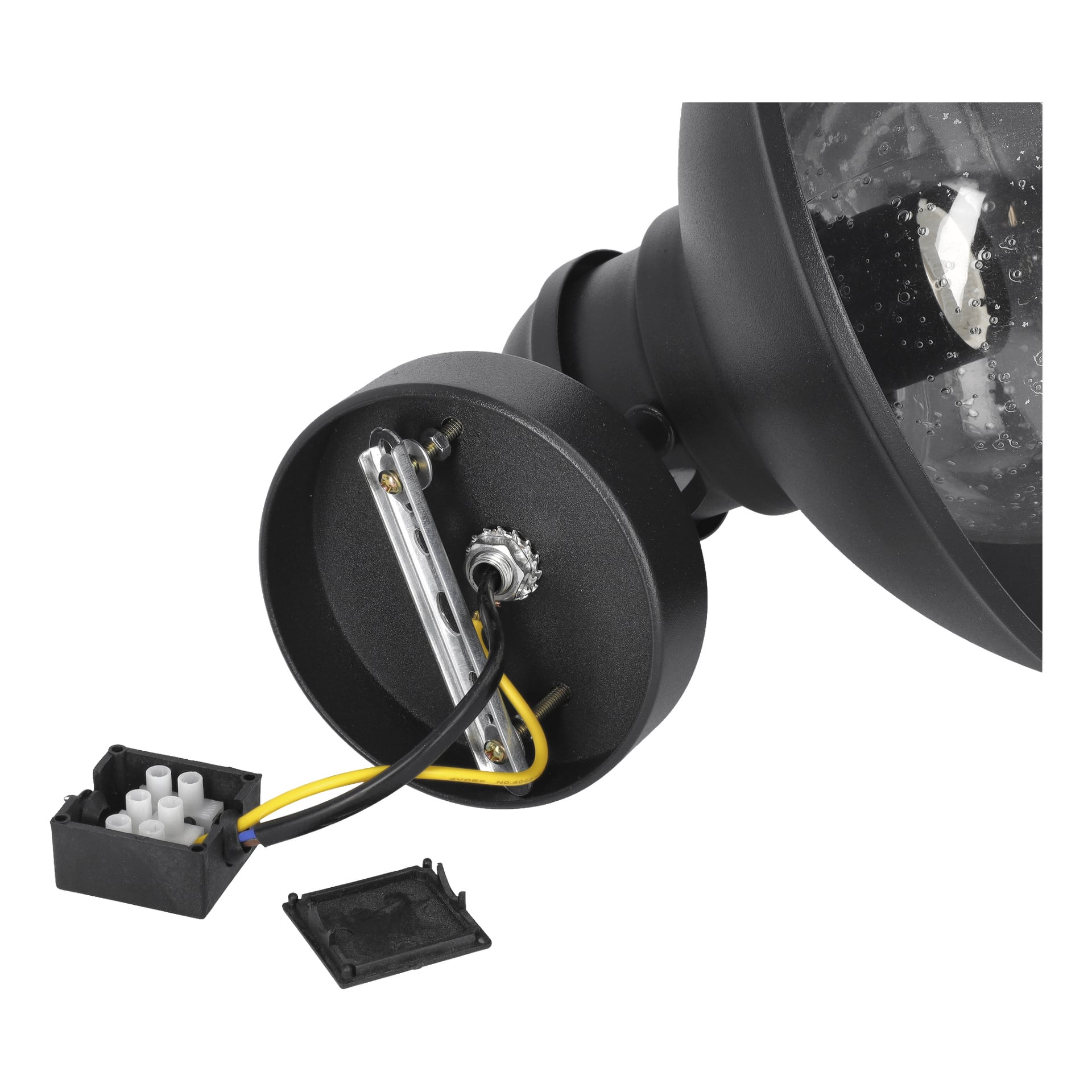 Eine detaillierte Ansicht der Rückseite der EKVIP Wandlampe zeigt die schwarze Außenseite, freiliegende Drähte, die aus einer teilweise geöffneten Abzweigdose mit Drahtverbindern im Inneren herausragen, sowie die abgetrennte Abdeckung seitlich.