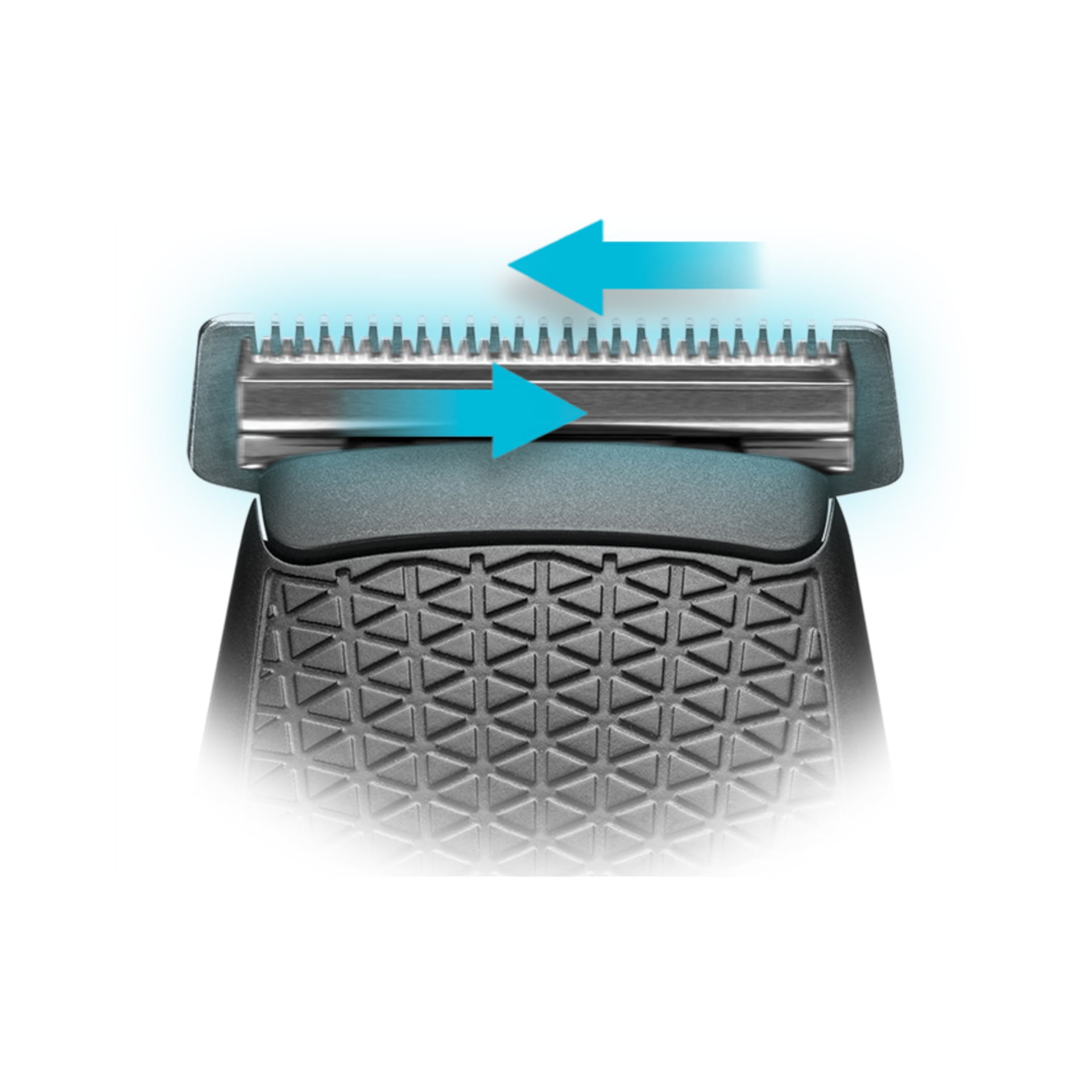 Detaljert visning av Remington Cordless Hair Clipper Power X Series X5 HC5000, hvor bladet fremheves med to blå piler som viser bevegelse i begge retninger og et håndtak med svart teksturert grep.