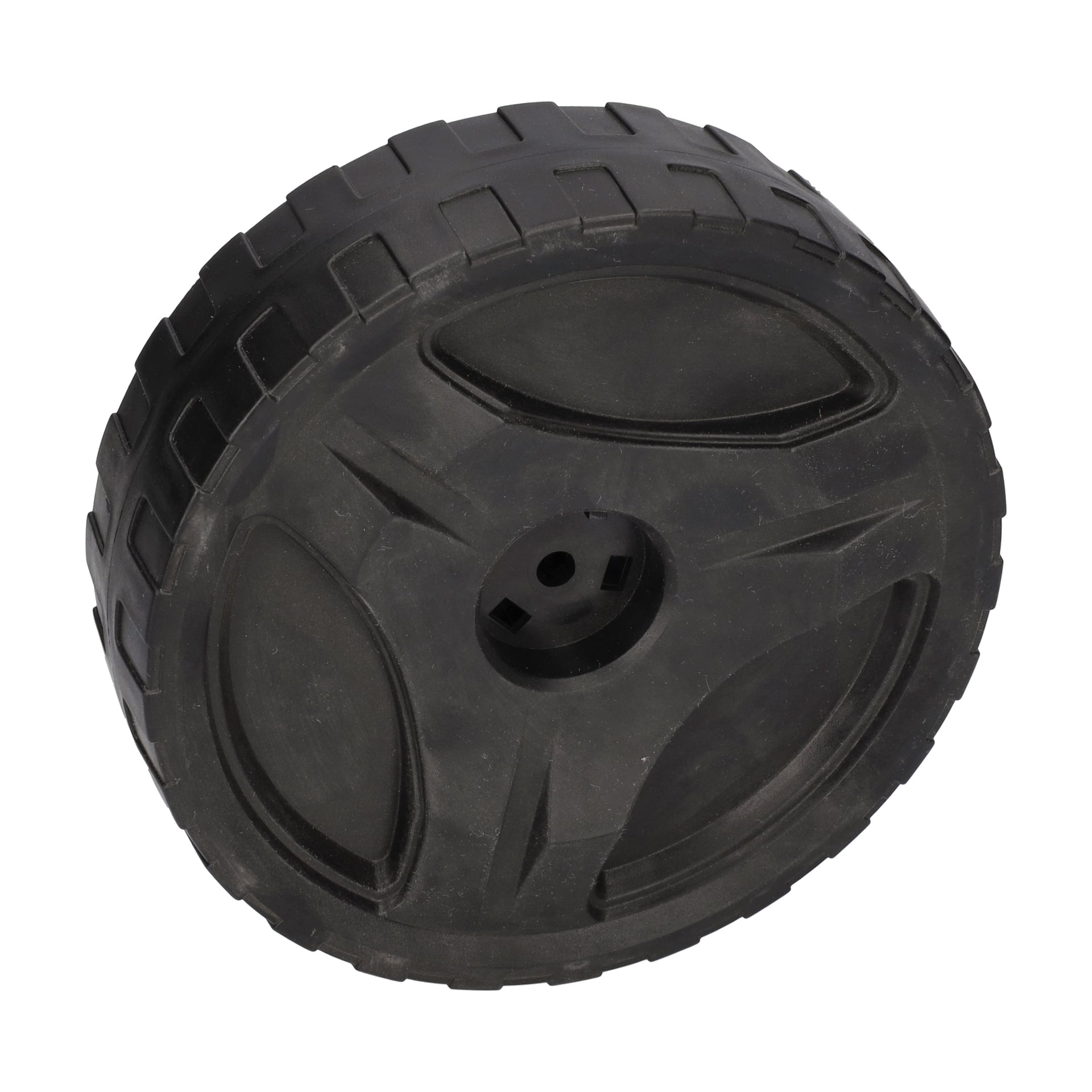 Młyn kompostowy Wheel to czarne plastikowe koło z teksturowanym bieżnikiem i trzema solidnymi szprychami, ustawione pod kątem.