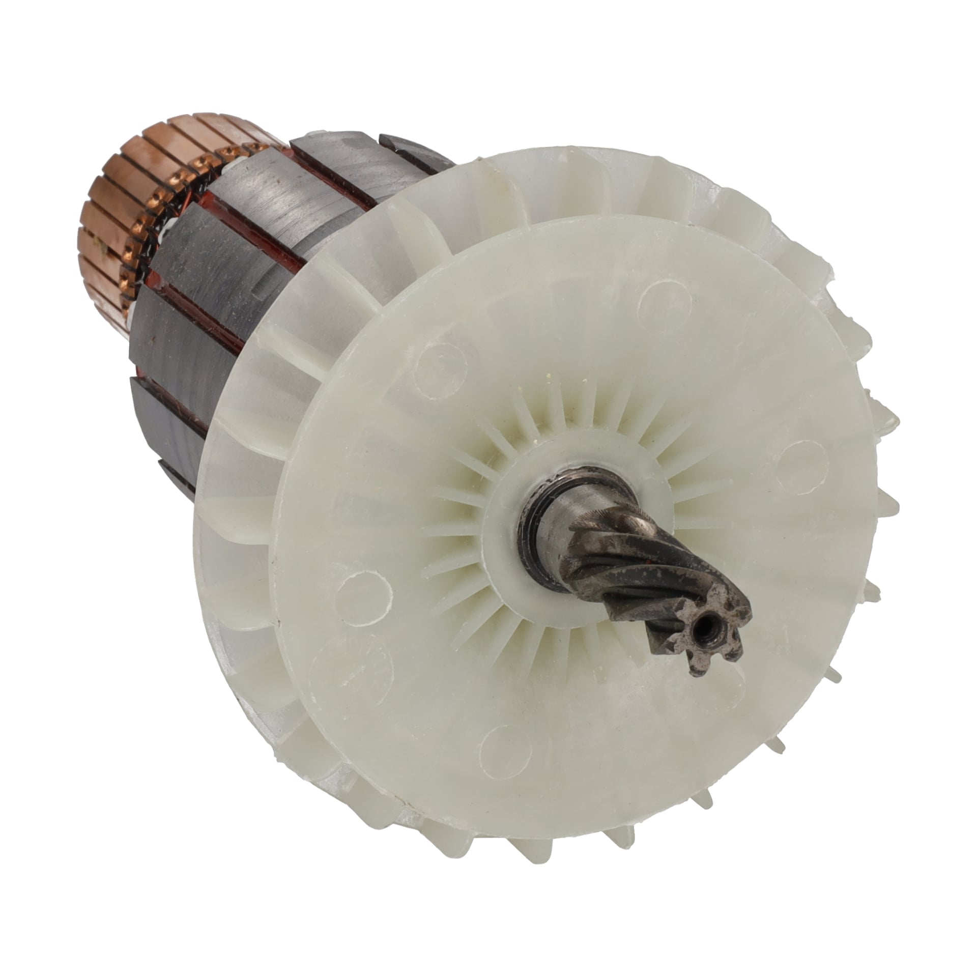 Närbild på en rotorbordssågsram med exponerade kopparlindningar, vit plastfläkt och en kugghjulstandad metallaxel i änden.