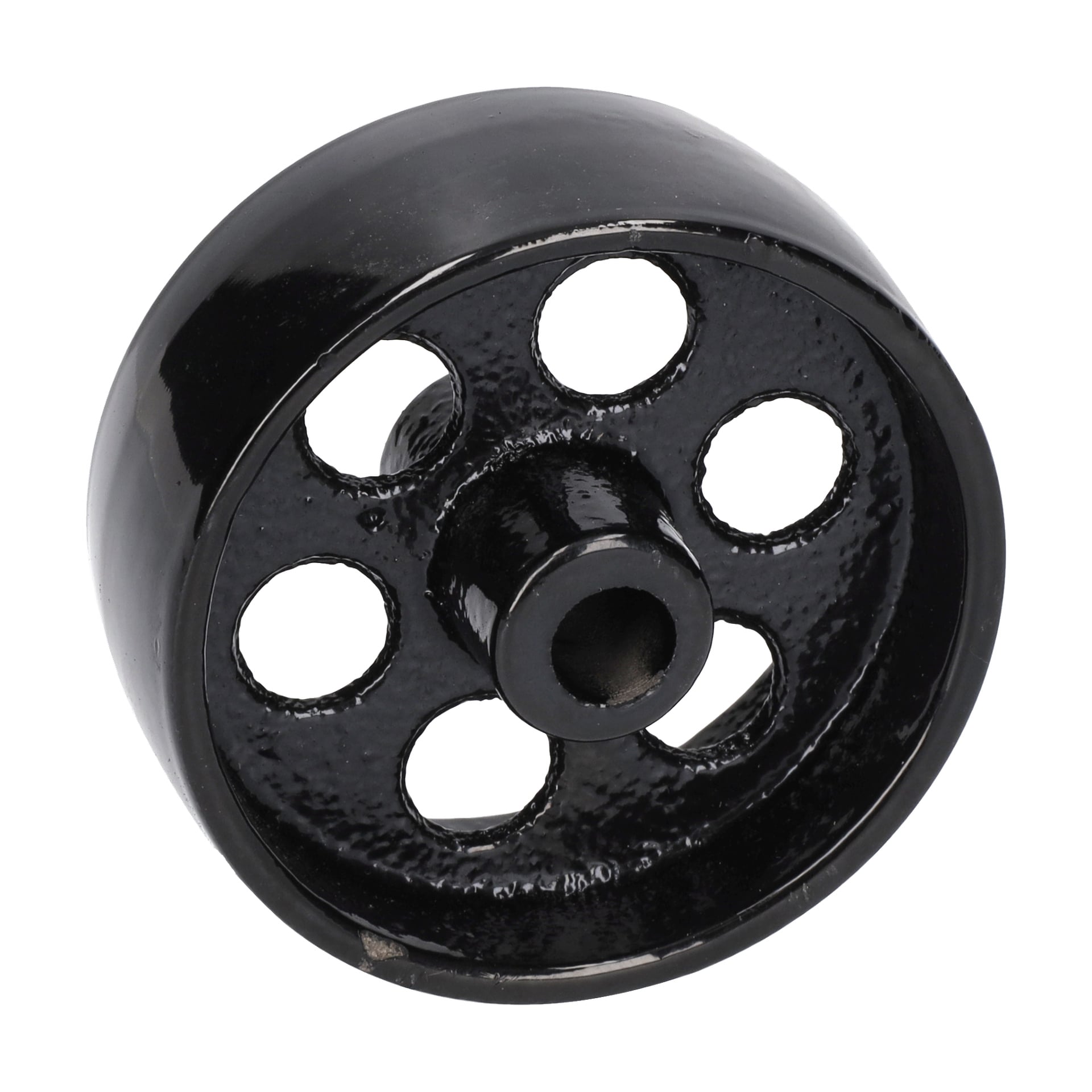 Wheel 3" F. 013933 to czarne metalowe koło pasowe z pięcioma okrągłymi otworami i centralnym otworem na oś, ustawione pod kątem.