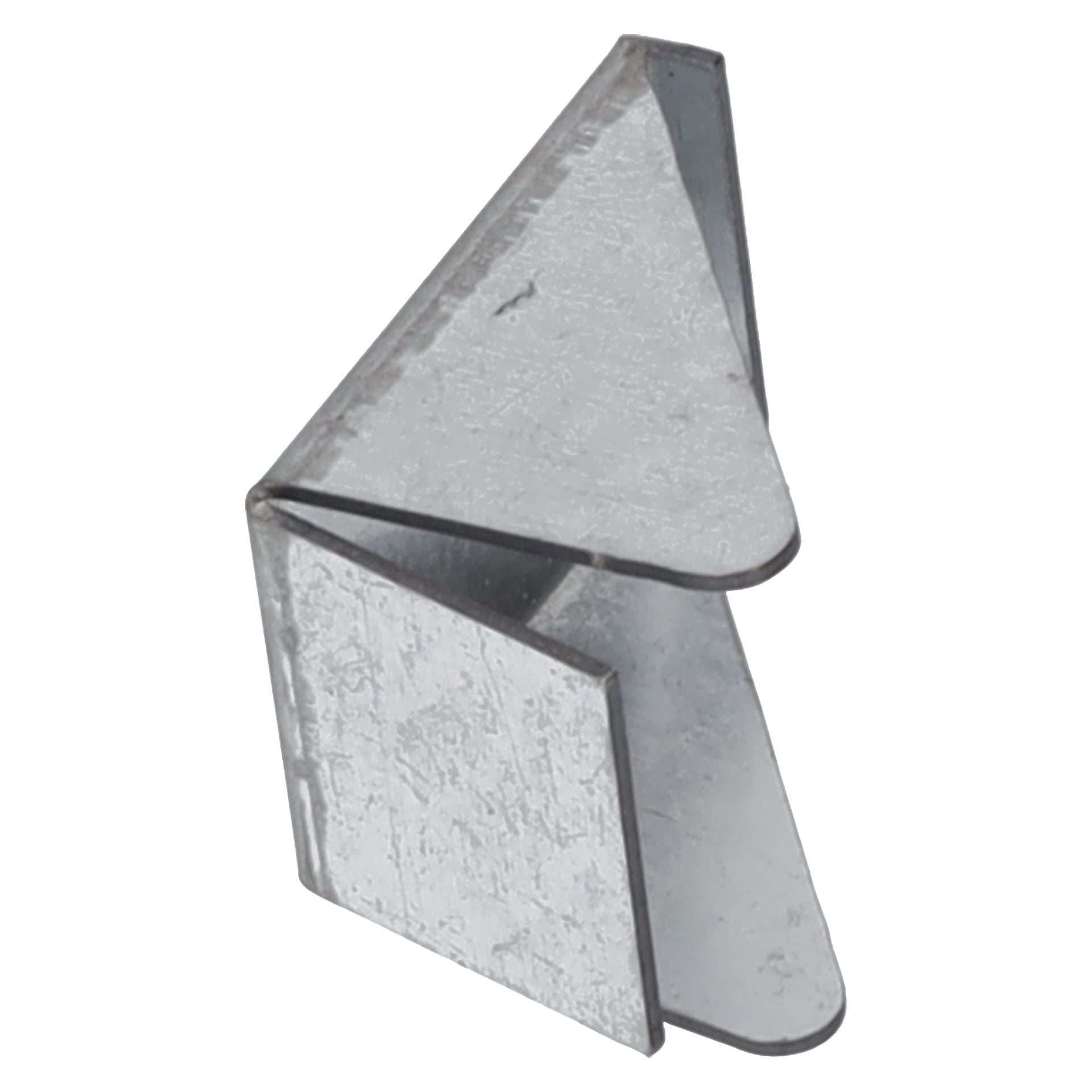 En galvaniserad stålhylla med silvermetallisk finish och vinklade överlappande klaffar.