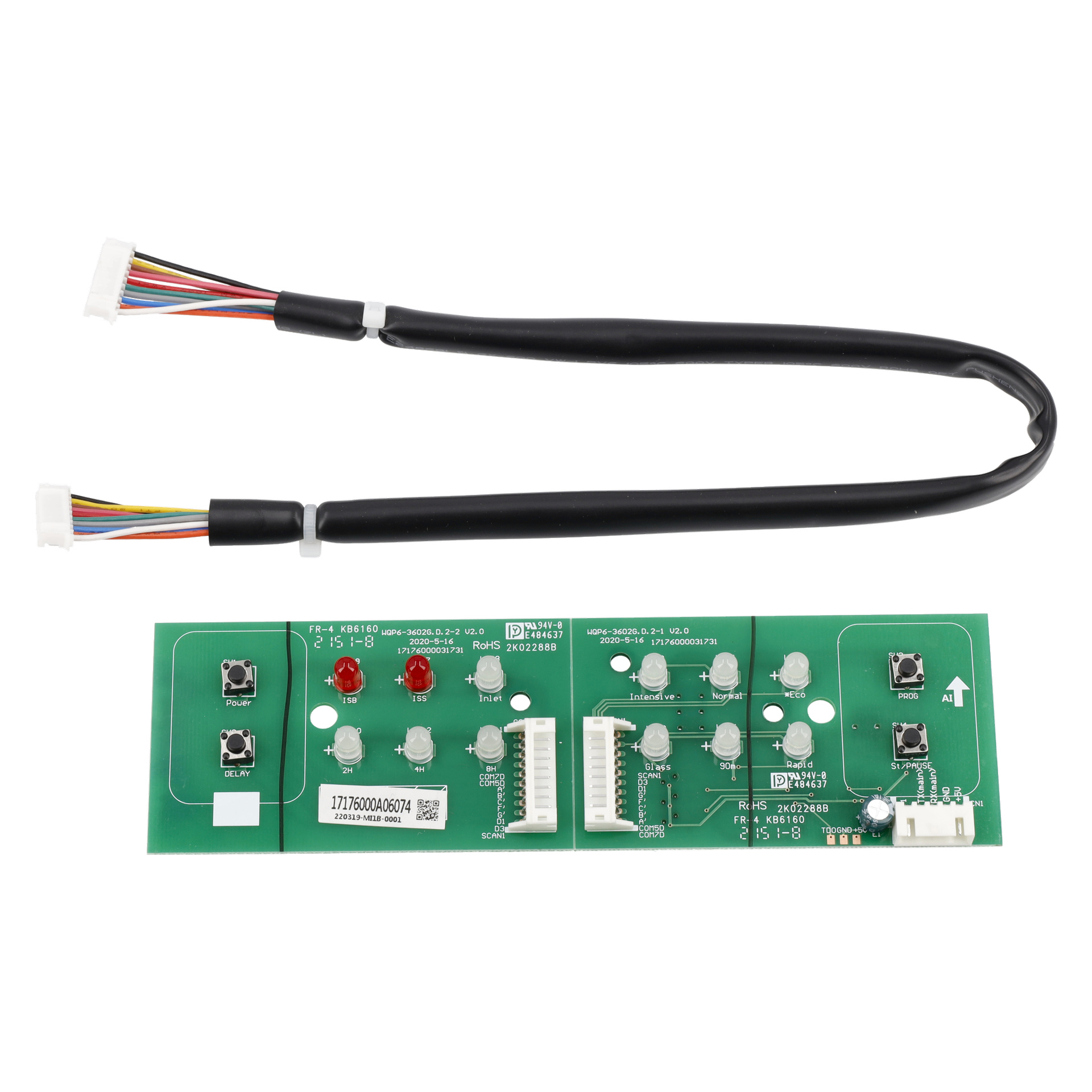 Display Panel F. 018208 med ett grönt kretskort, knappar, röda och gröna LED-lampor, kontakter, etiketter och en svart kabel med vita kontakter.