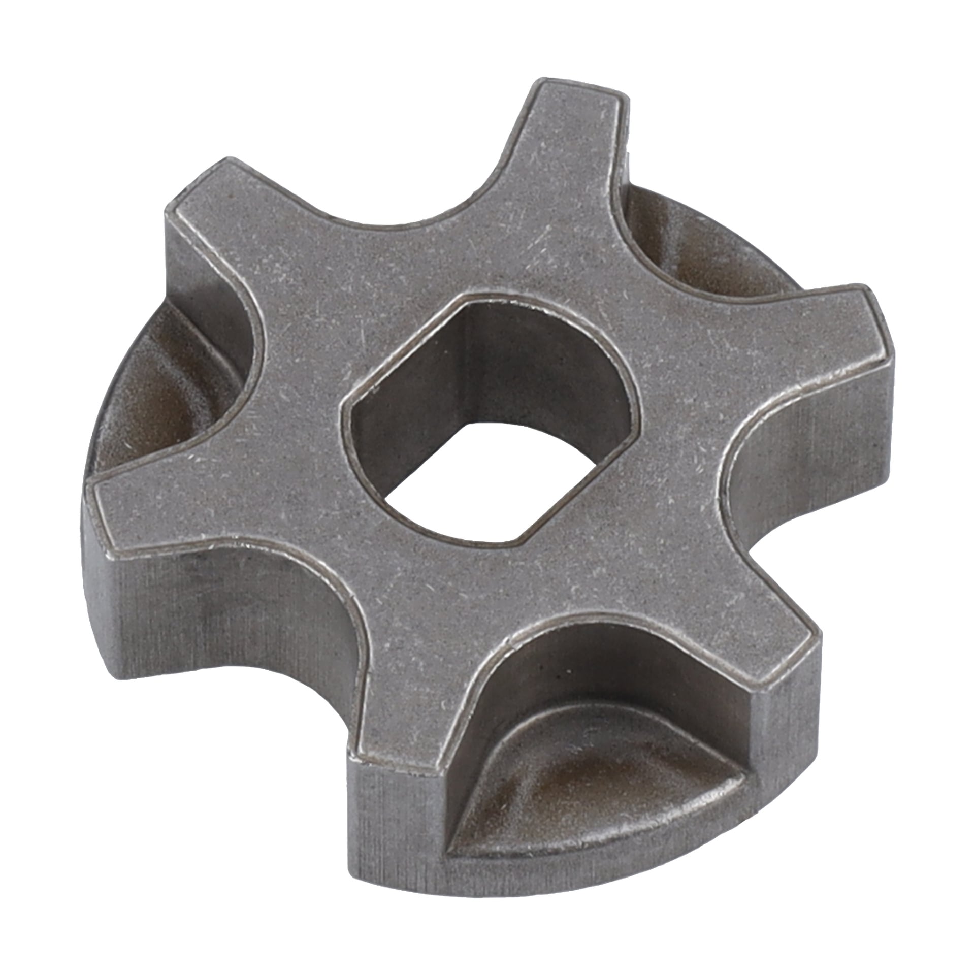 Kedjedrift F. 013185 är en metallbit med ett sexkantigt mitthål med fem rundade, kugghjulsliknande utskott.