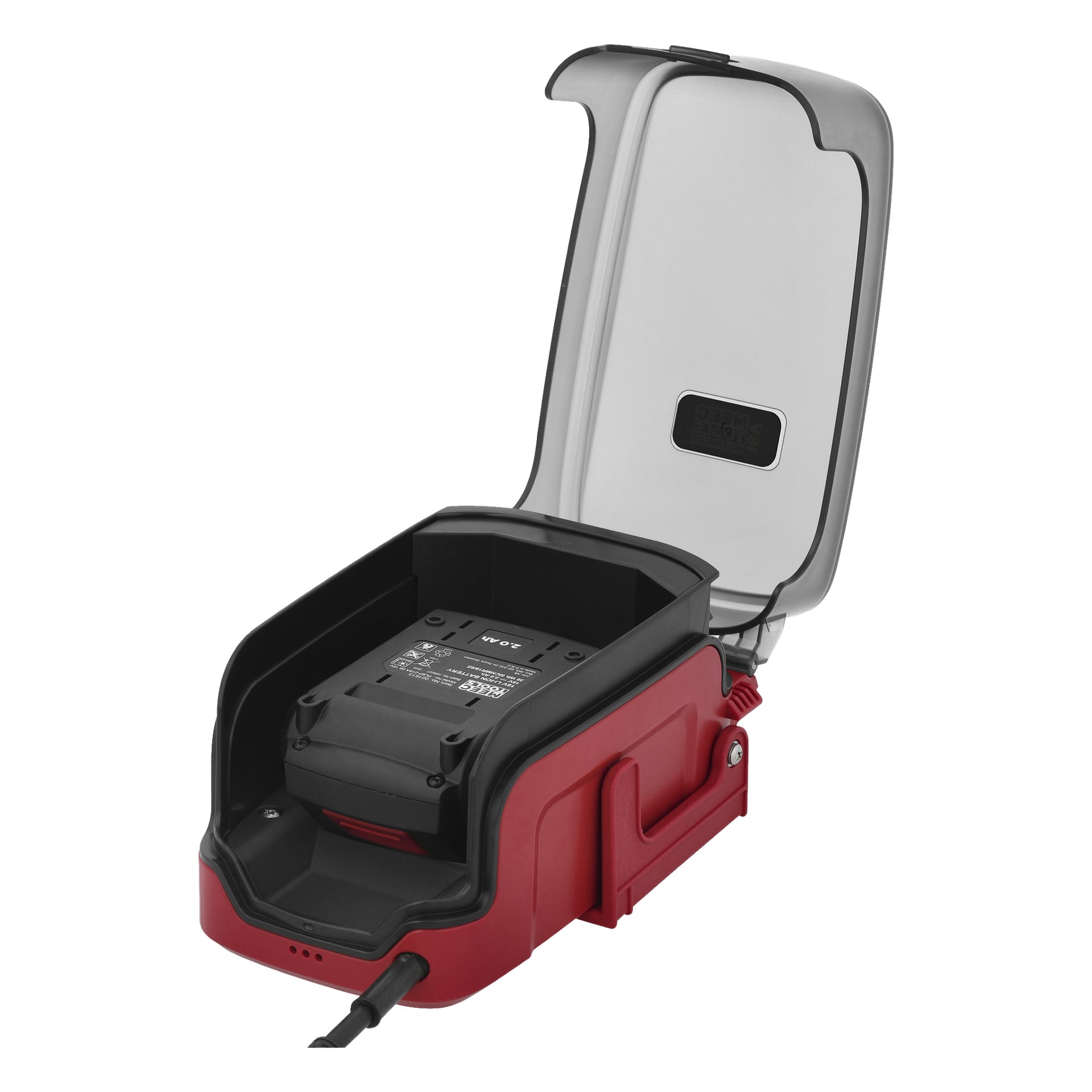 Eine Meec Tools Multiseries Tauchpumpe mit einem schwarz-roten Farbschema wird mit offenem durchsichtigen Deckel und installierter Batterie angezeigt. Das Gerät liegt auf einer ebenen Oberfläche, mit dem Strom verbunden, wobei das Kabel deutlich sichtbar ist.