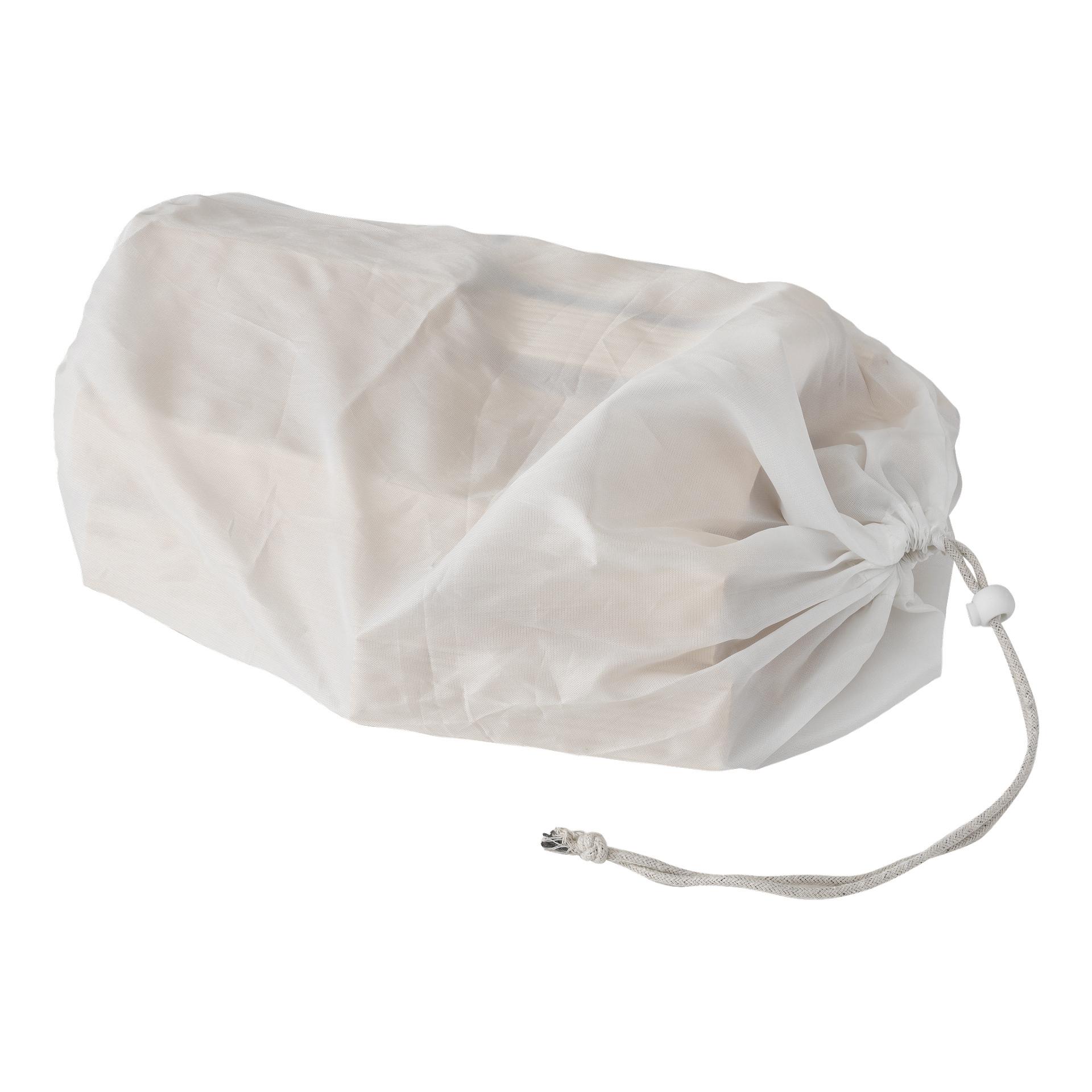 Eine durchsichtige weiße Kayoba-Kordeltasche mit Kordel und Plastik-Toggle zeigt teilweise ein rechteckiges Kubb-Set darin. Ein Ende des Beutels ist zugezogen, während die gegenüberliegende Seite offen bleibt und leicht zerknittert wirkt.