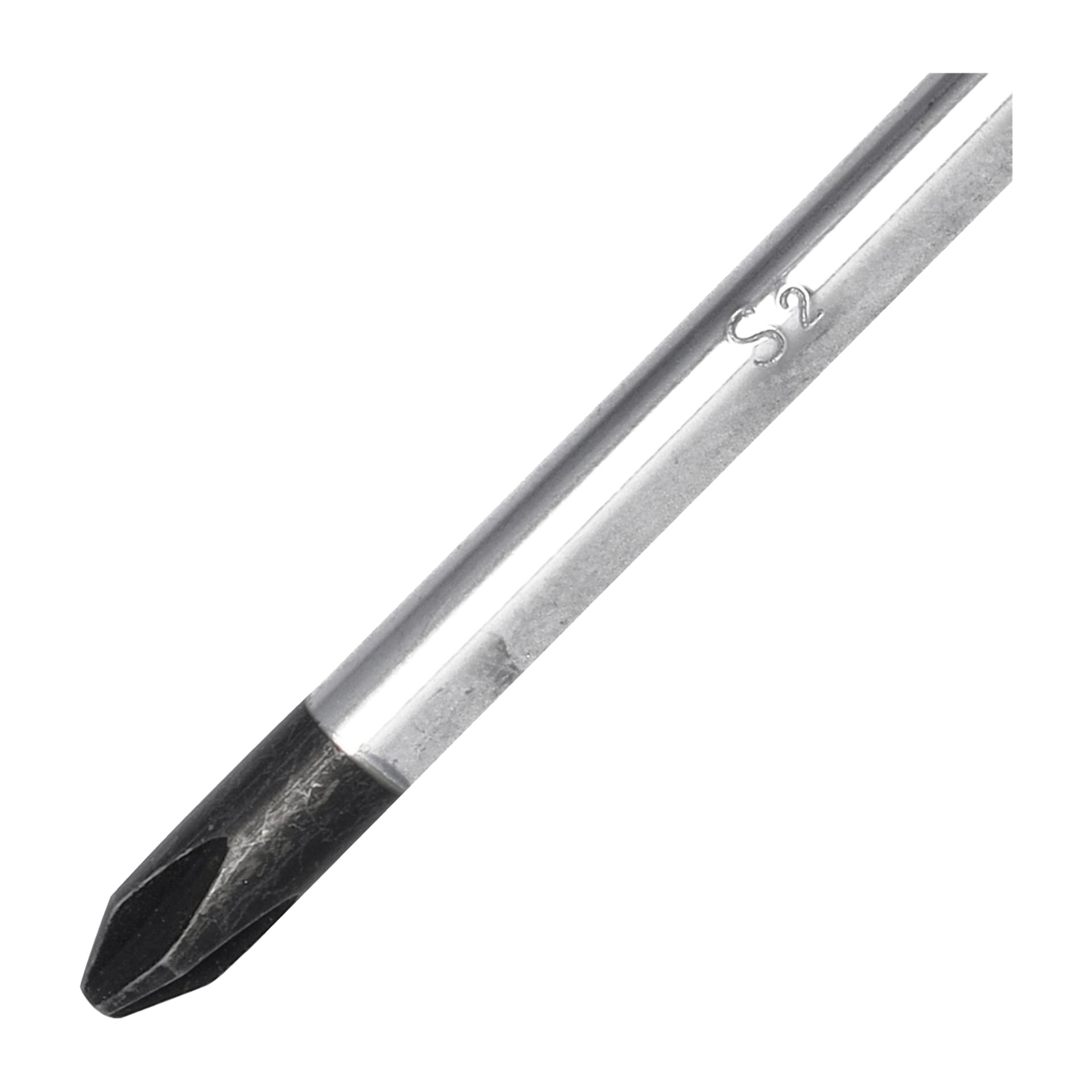Zbliżenie na końcówkę śrubokręta krzyżakowego Meec Tools Phillips z srebrnym trzonkiem oznaczonym literą S2.